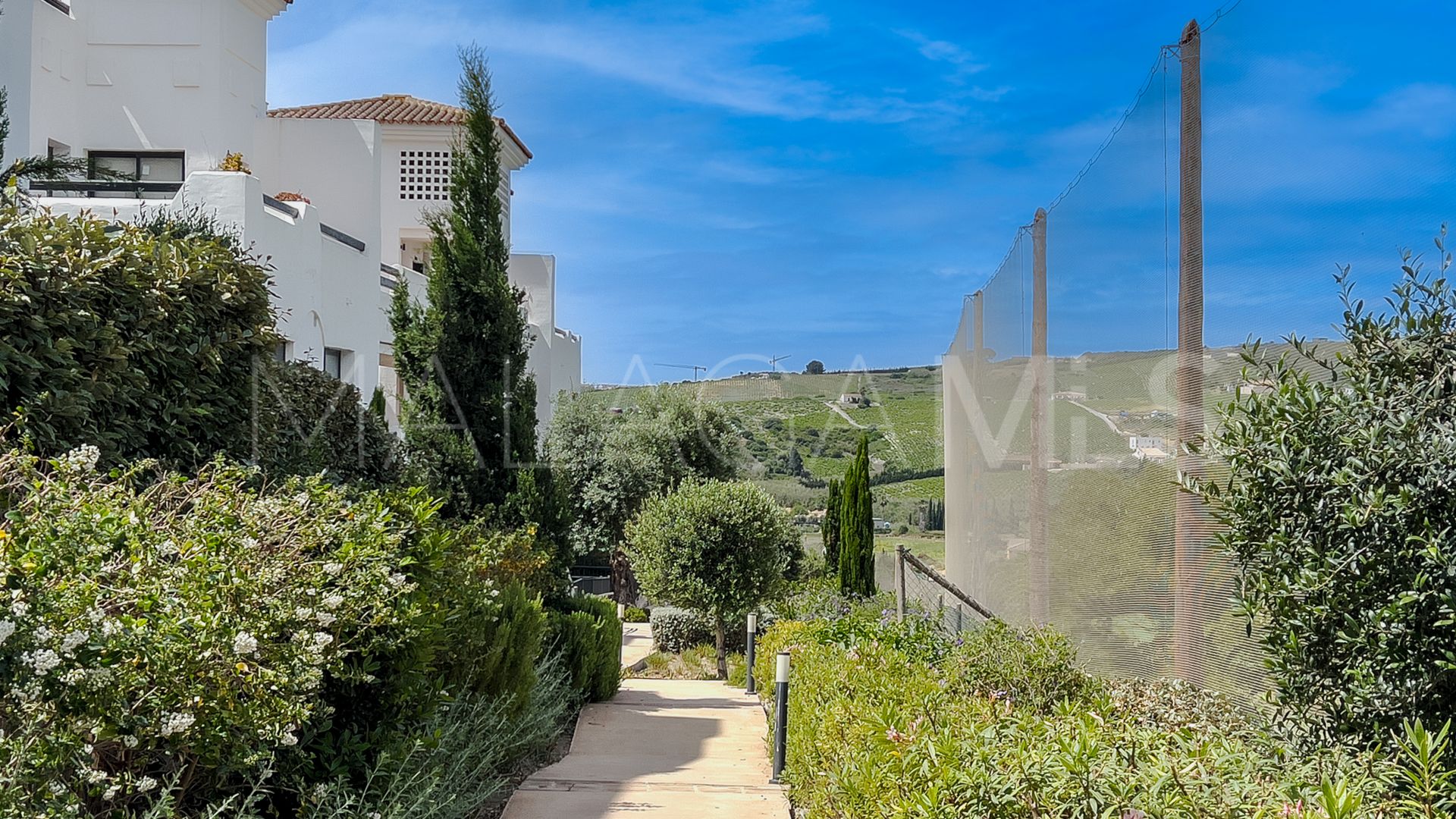 Se vende duplex in Casares