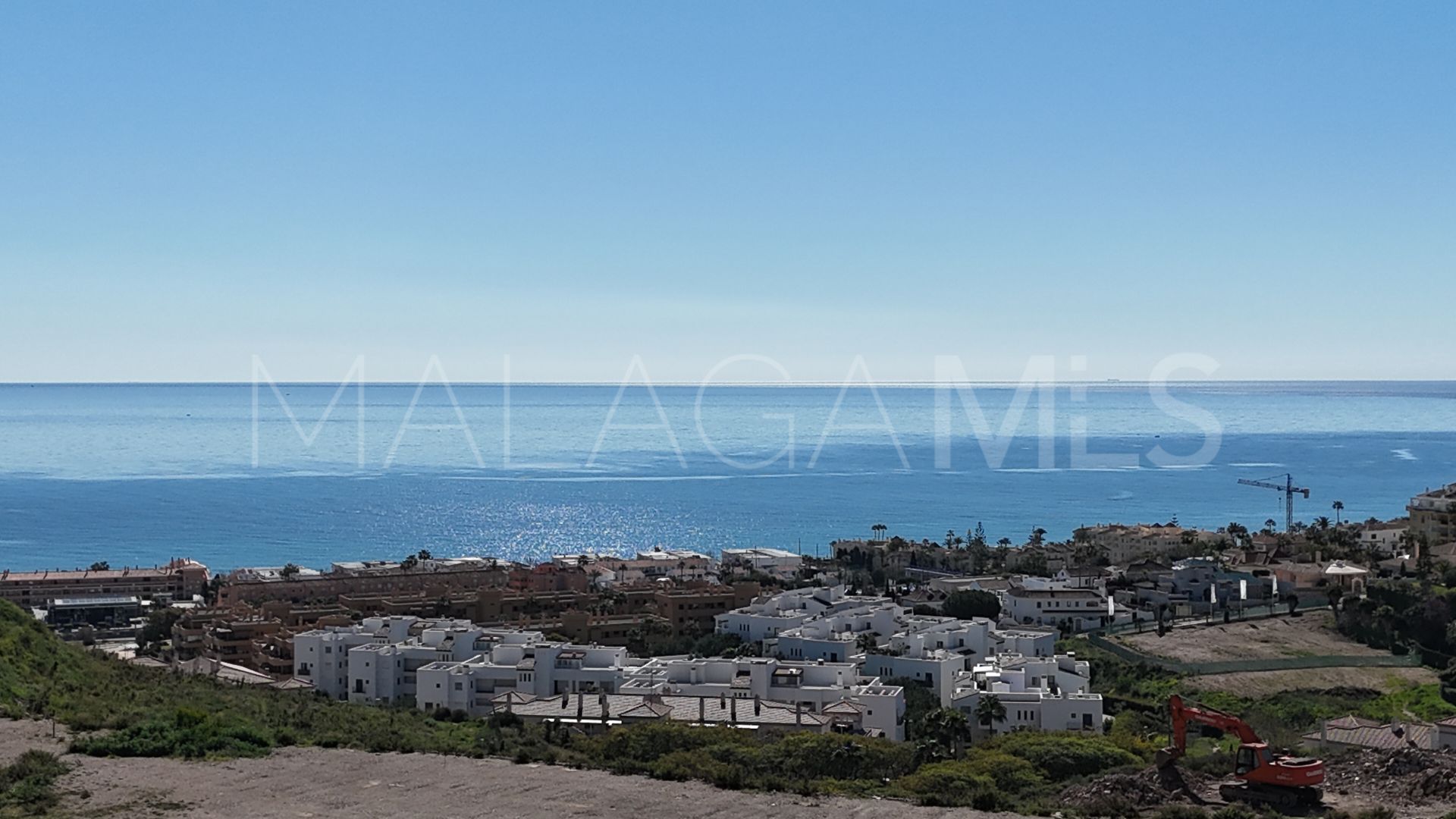 Buy Cala de Mijas ground floor apartment with 2 bedrooms