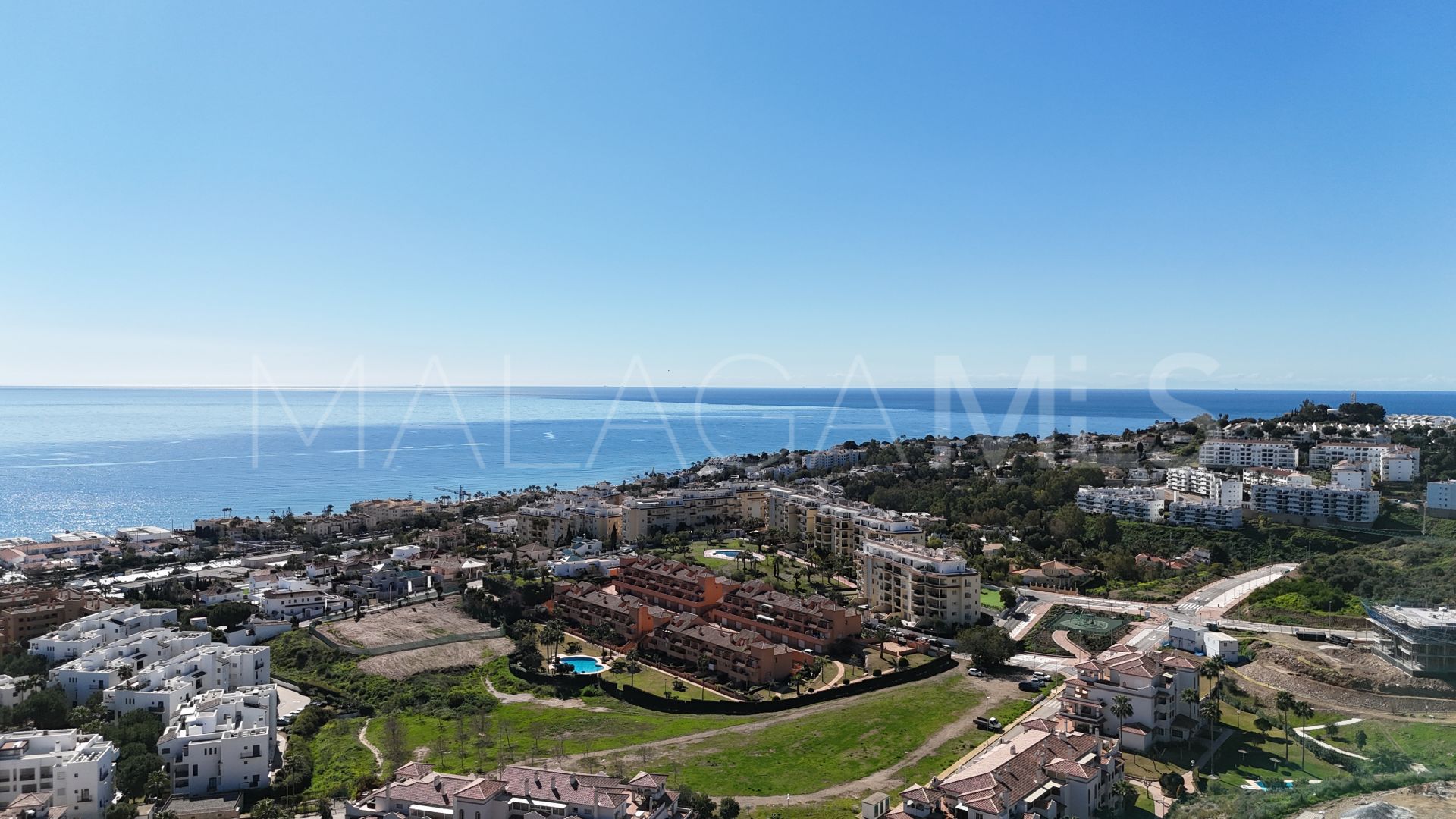 Buy Cala de Mijas ground floor apartment with 2 bedrooms