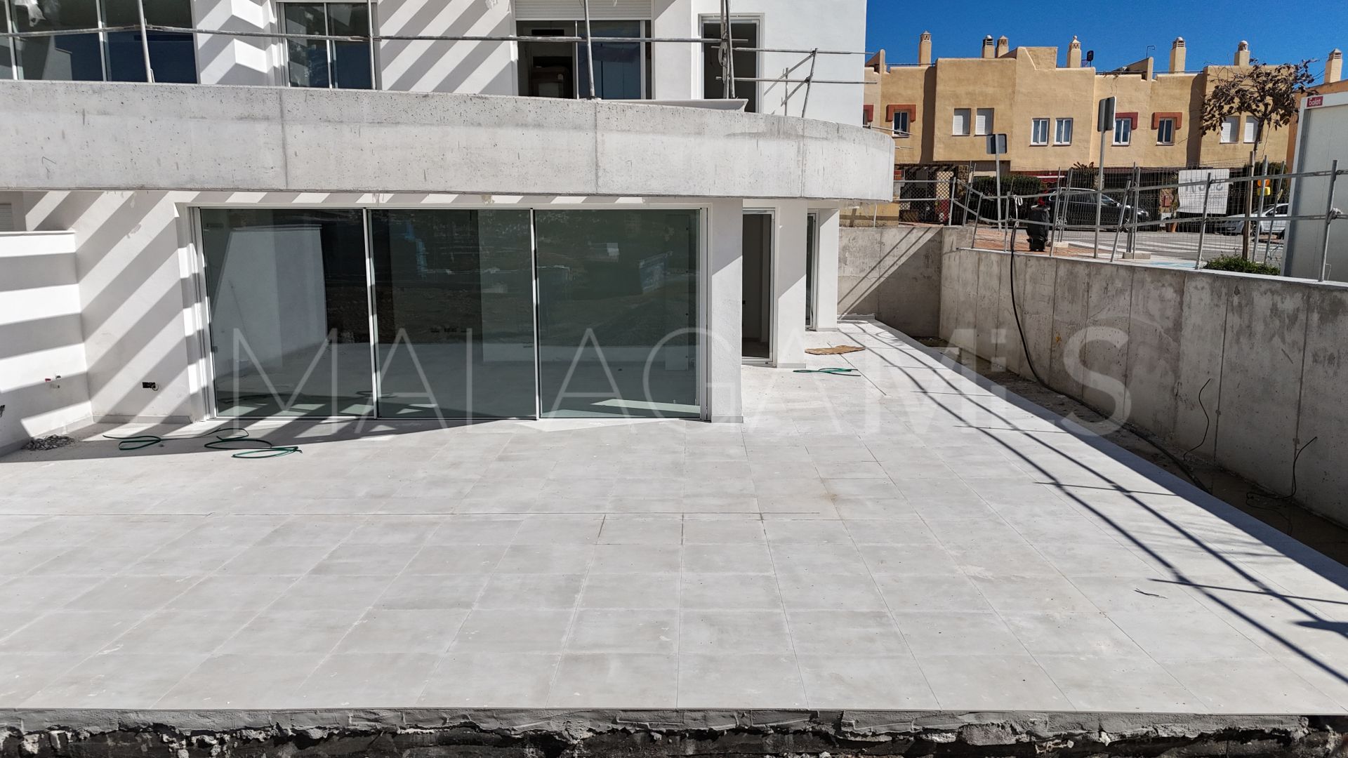 Buy Cala de Mijas ground floor apartment with 2 bedrooms