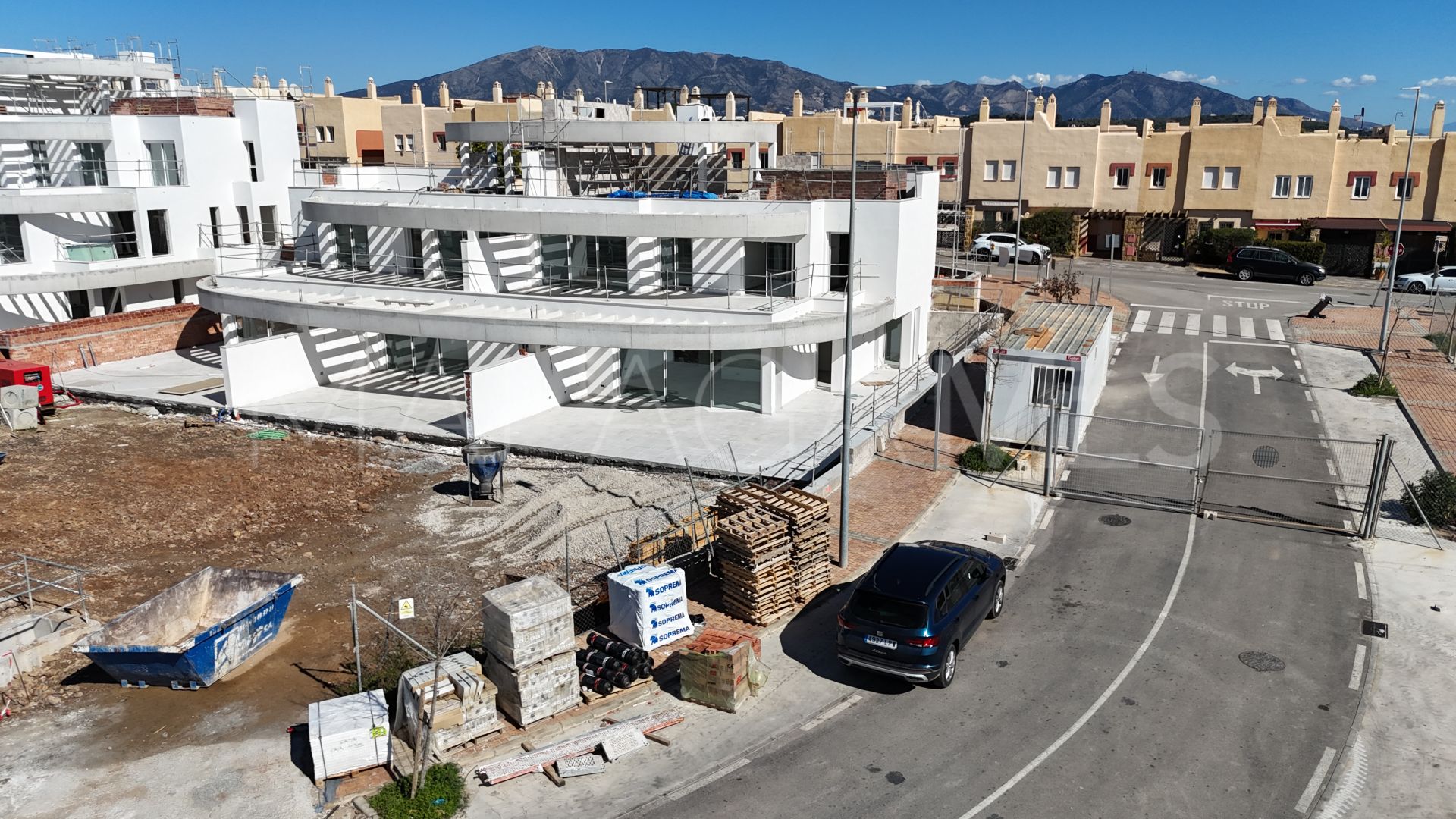 Buy Cala de Mijas ground floor apartment with 2 bedrooms