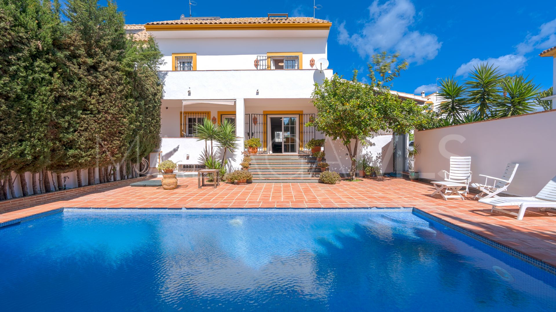 Parhus for sale in S. Pedro Centro