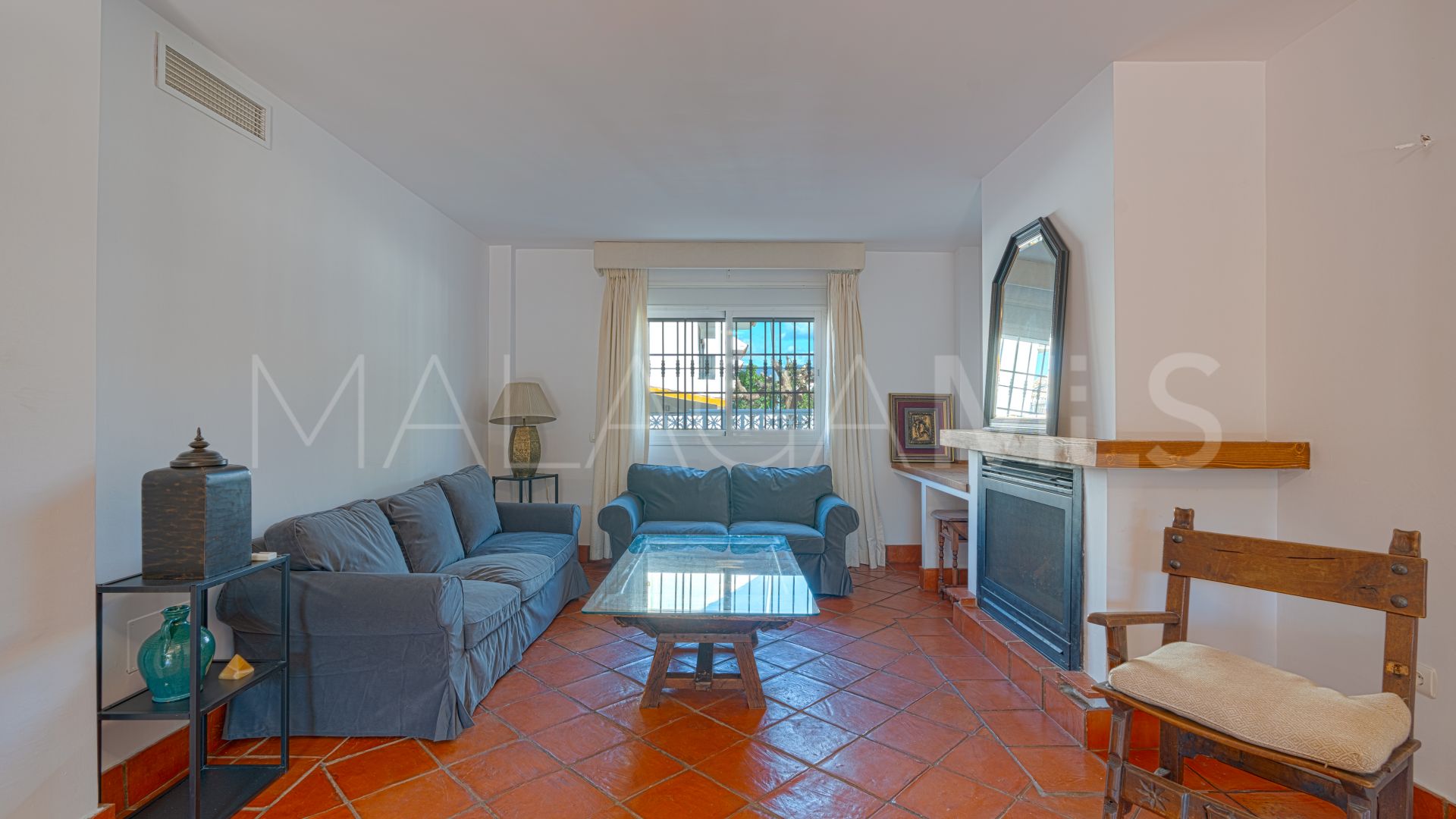 Parhus for sale in S. Pedro Centro