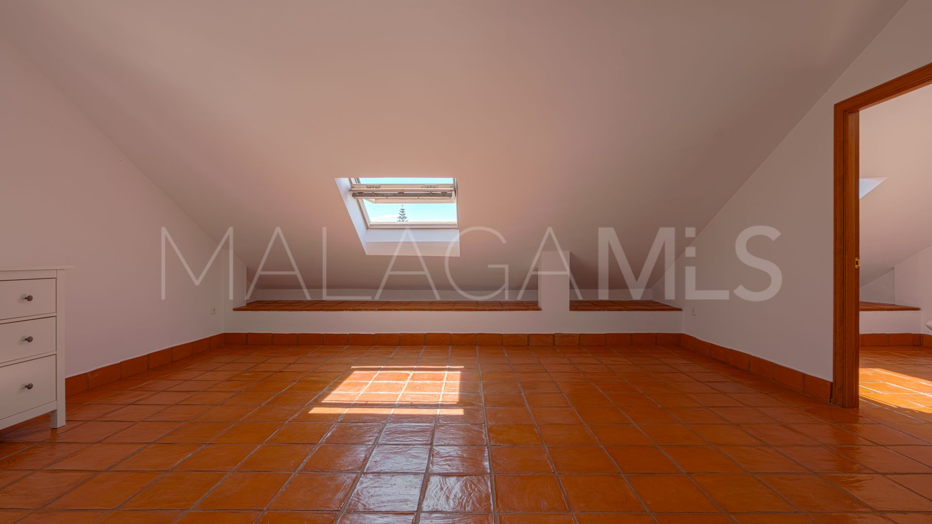 Parhus for sale in S. Pedro Centro