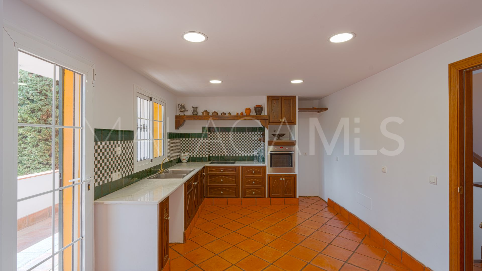 Parhus for sale in S. Pedro Centro
