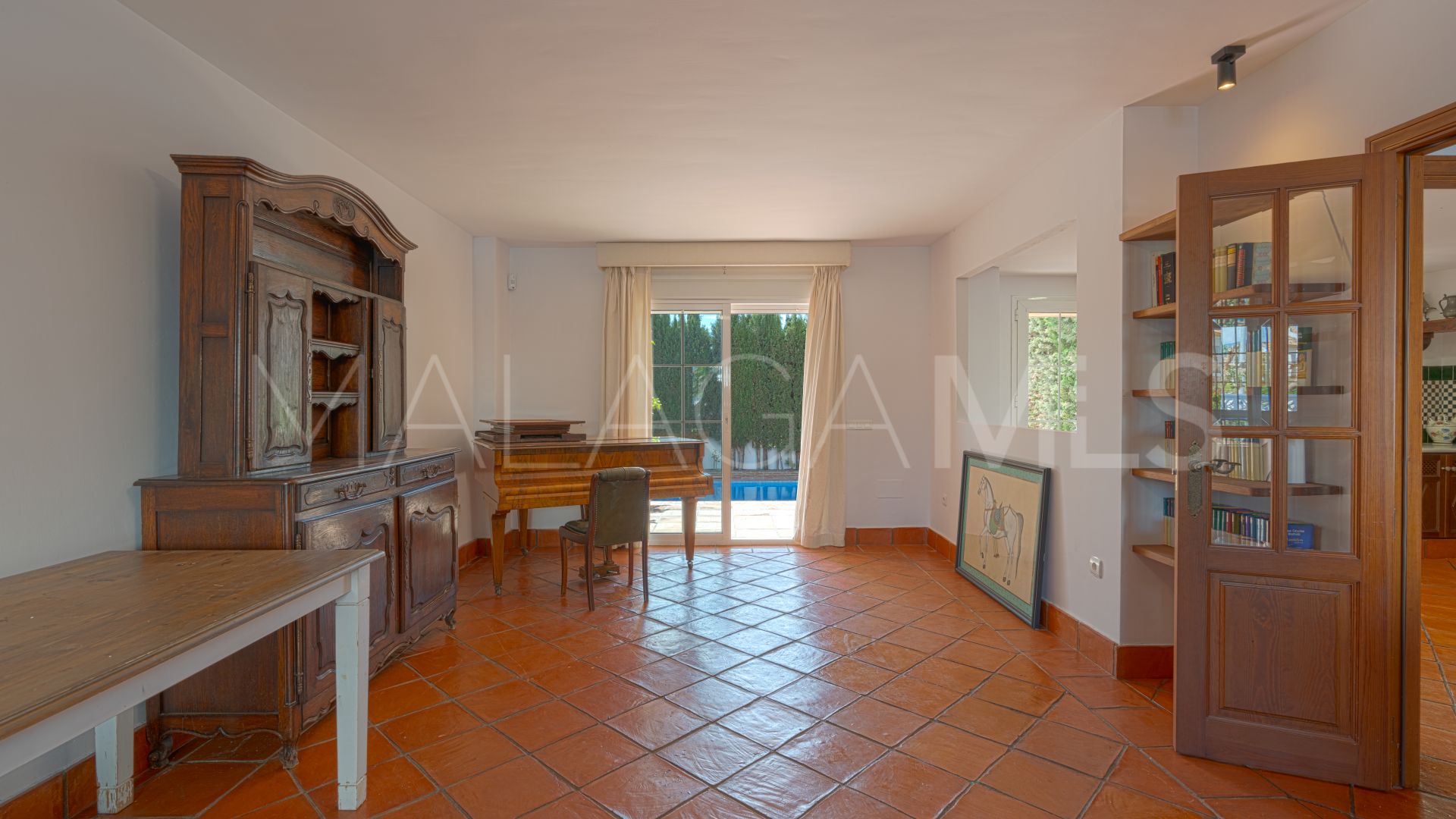 Parhus for sale in S. Pedro Centro