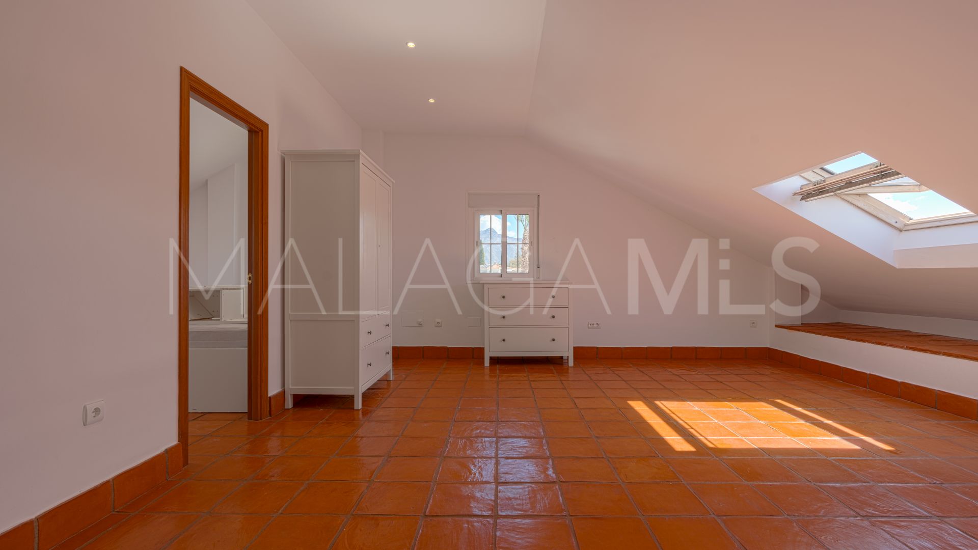Parhus for sale in S. Pedro Centro