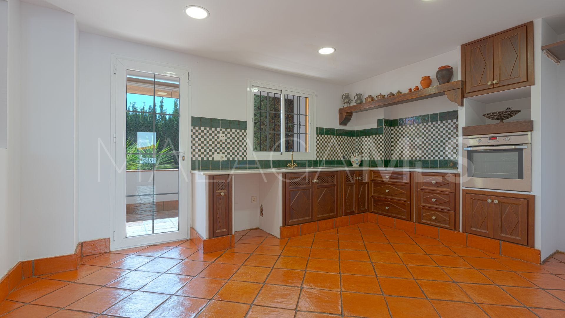 Parhus for sale in S. Pedro Centro