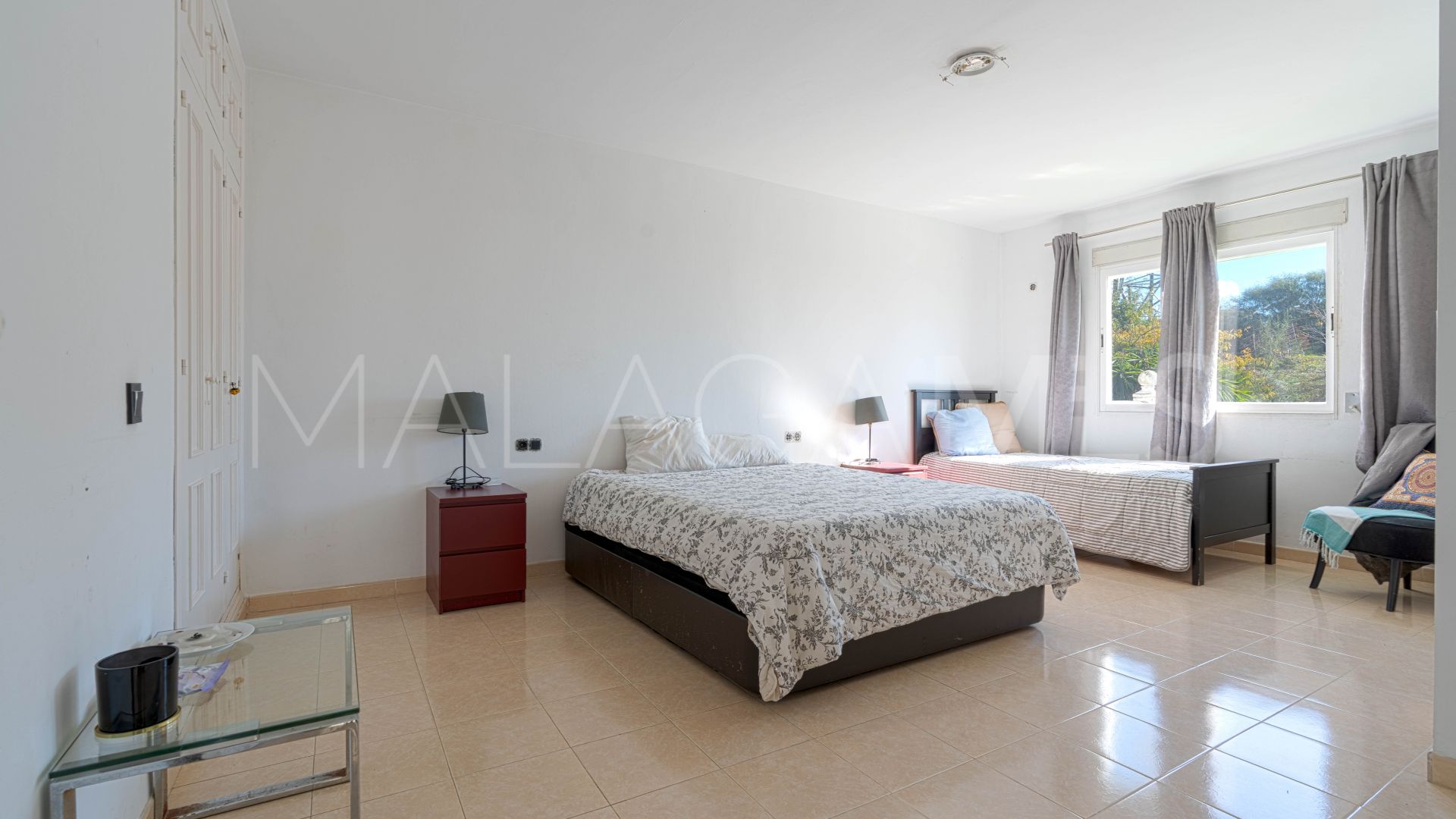 For sale house with 3 bedrooms in Nueva Andalucia
