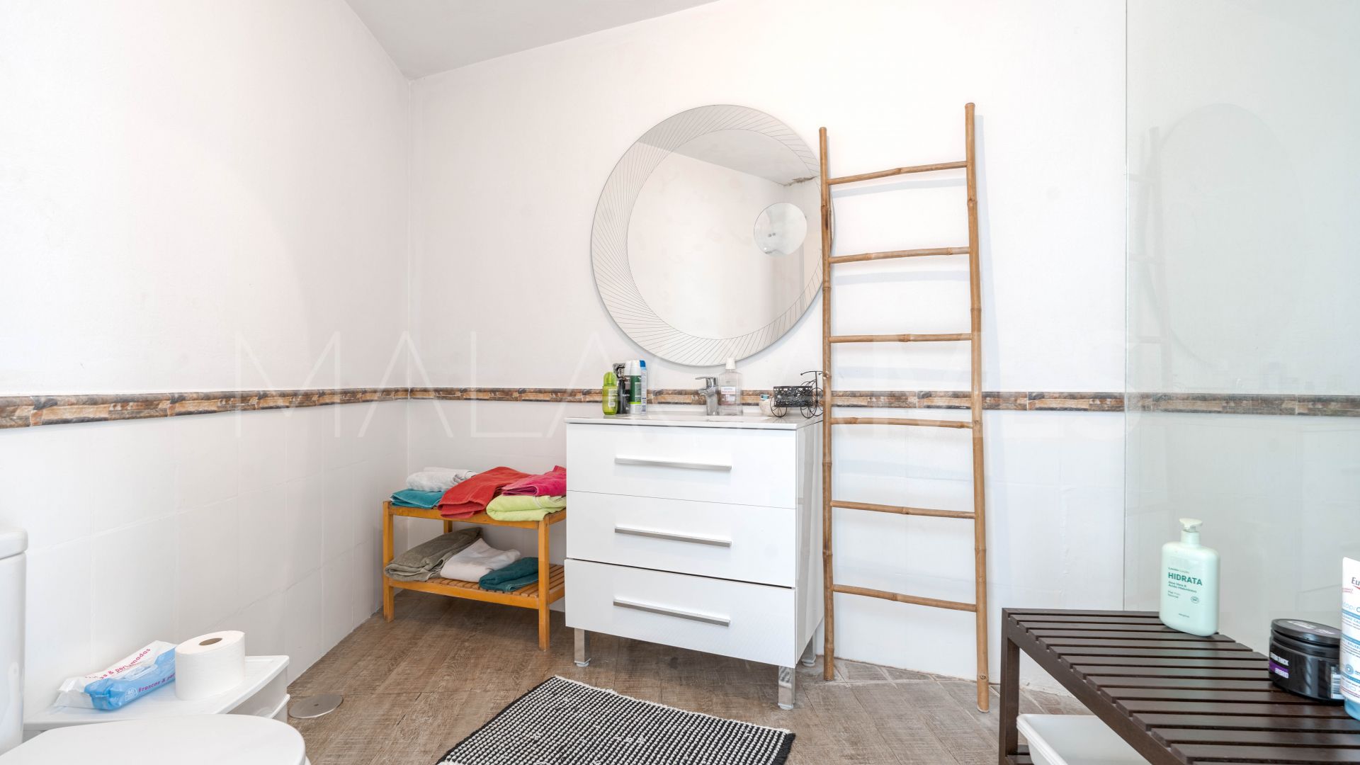 For sale house with 3 bedrooms in Nueva Andalucia