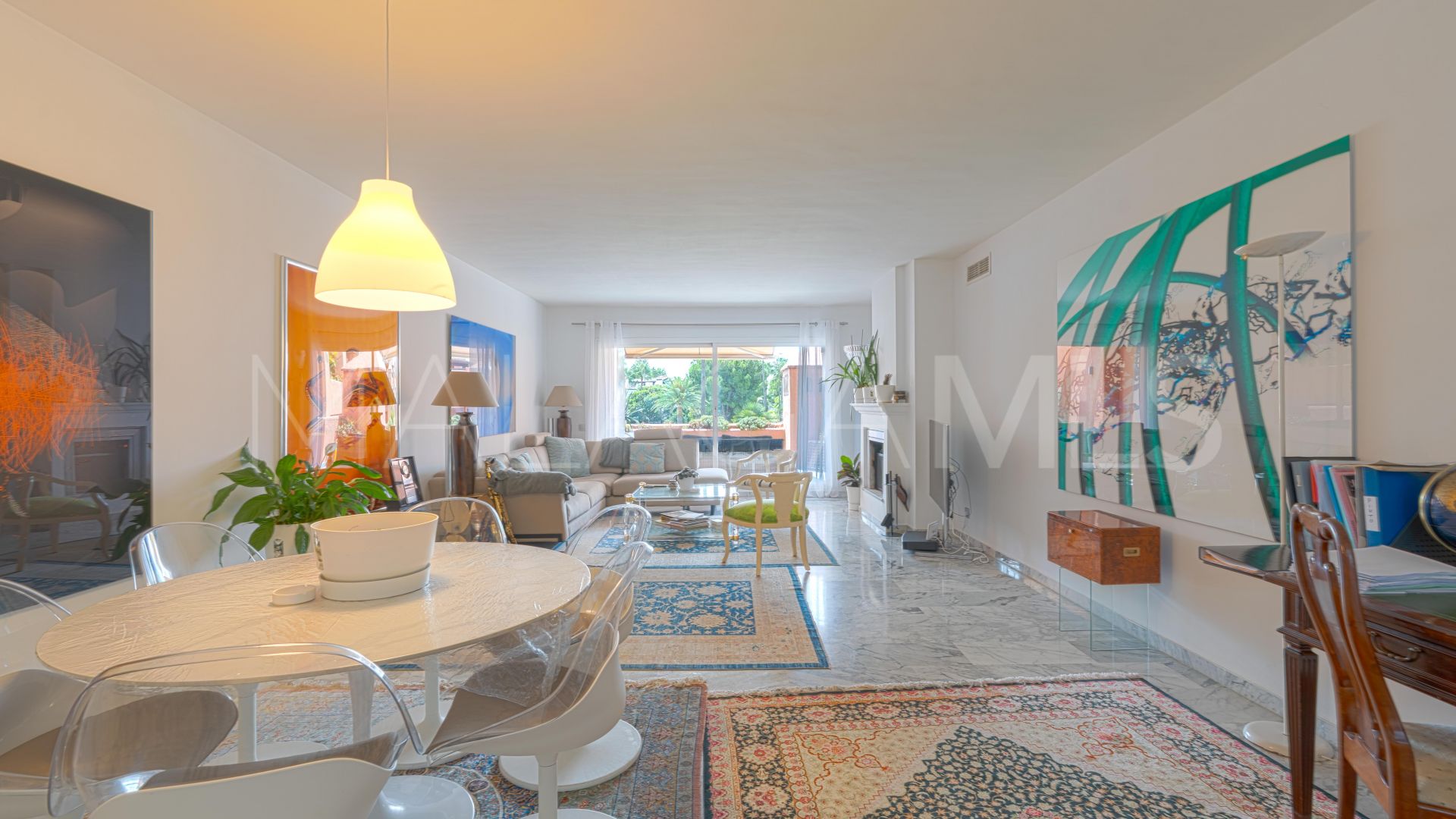 Apartment with 3 bedrooms for sale in Guadalmina Baja