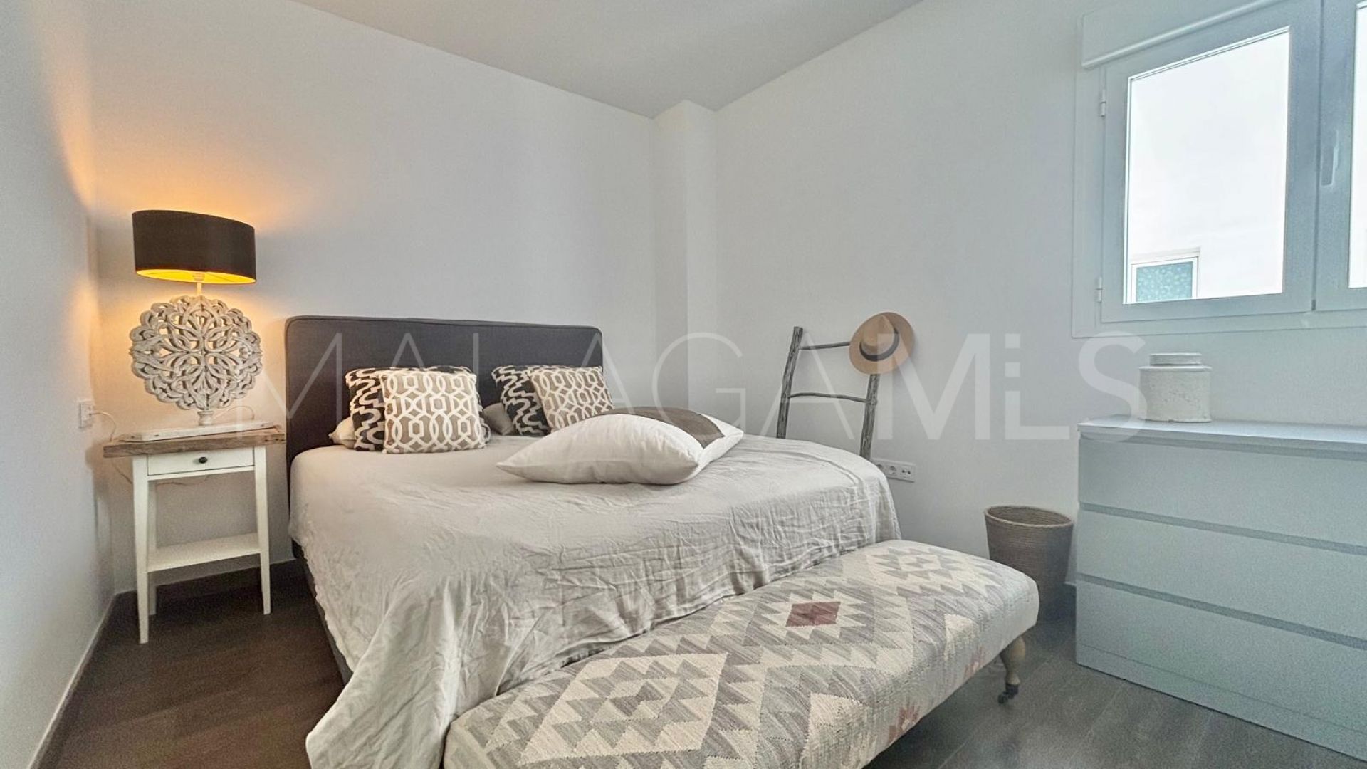 For sale apartment in Estepona Centre with 2 bedrooms