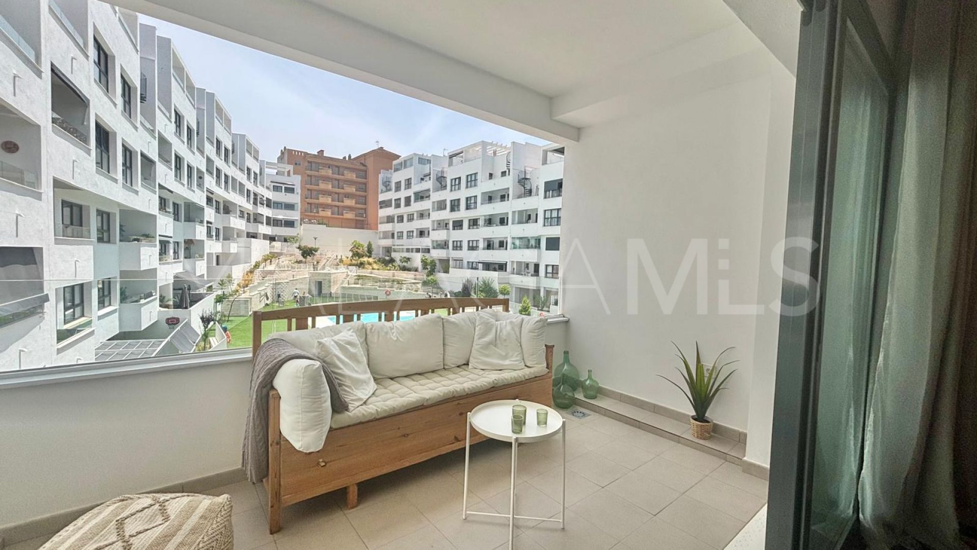 For sale apartment in Estepona Centre with 2 bedrooms