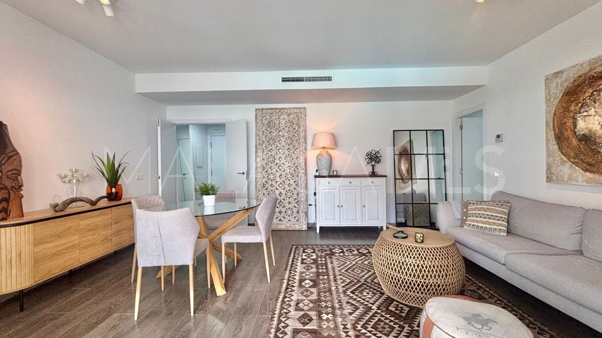 For sale apartment in Estepona Centre with 2 bedrooms