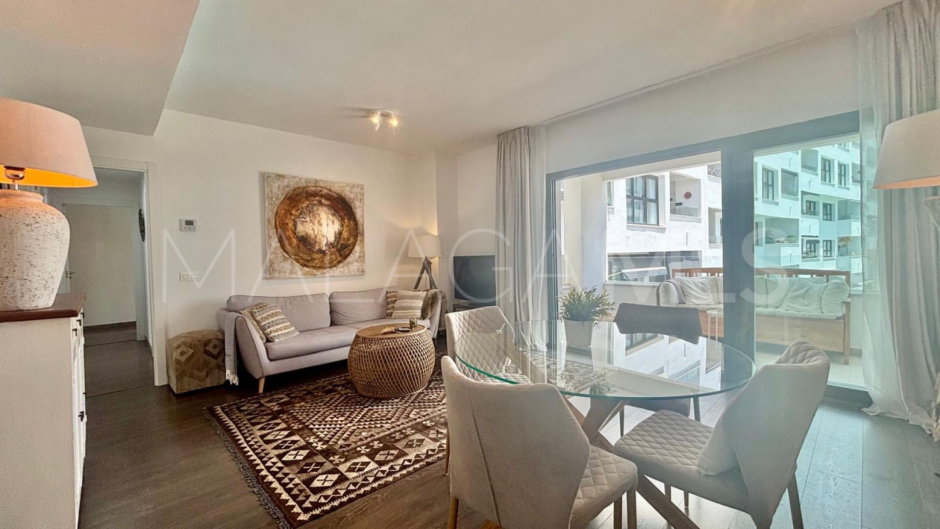 For sale apartment in Estepona Centre with 2 bedrooms