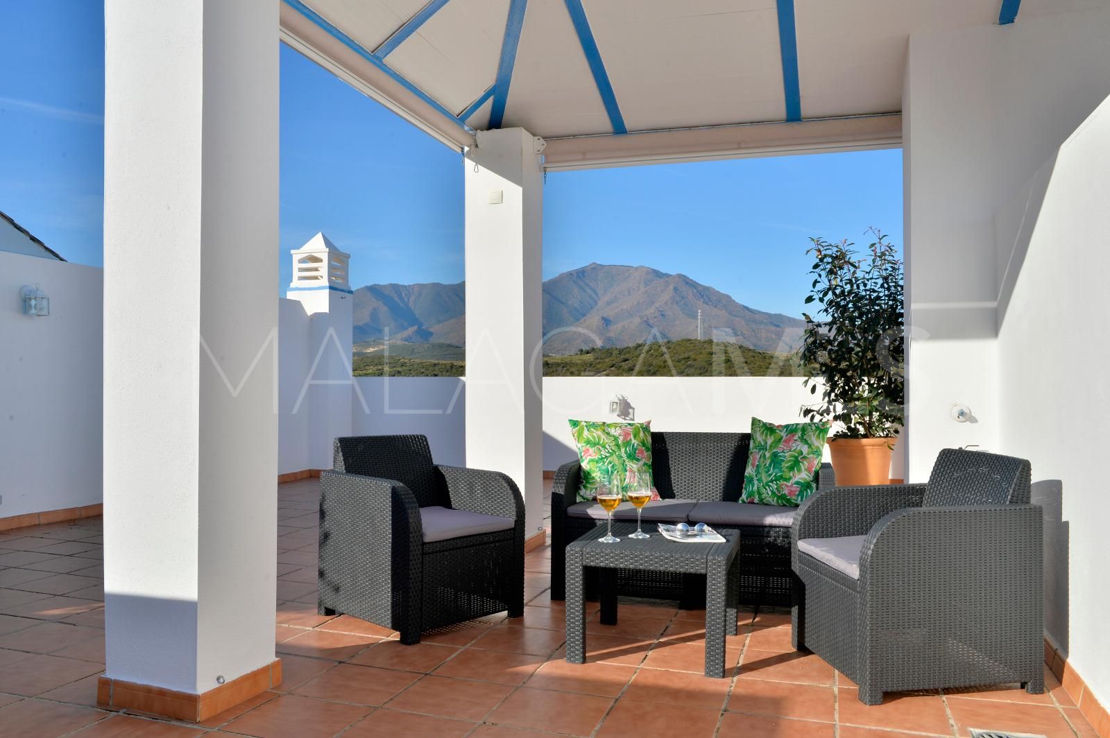 Buy atico duplex de 2 bedrooms in Estepona Oeste