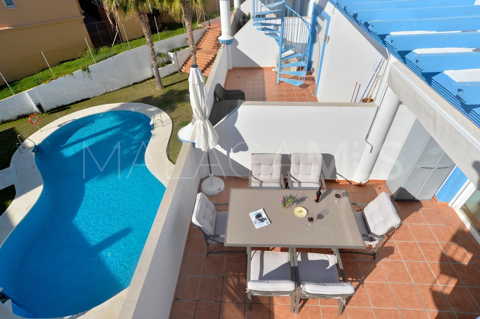 Buy atico duplex de 2 bedrooms in Estepona Oeste