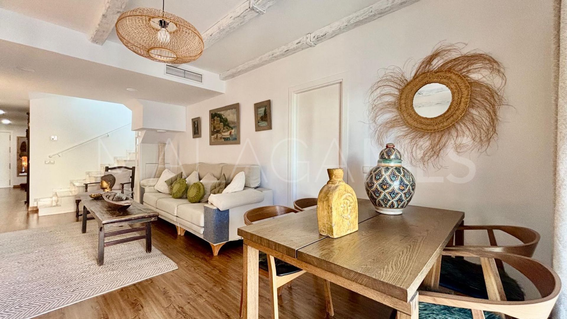 Zweistöckiges penthouse for sale in Estepona Centre