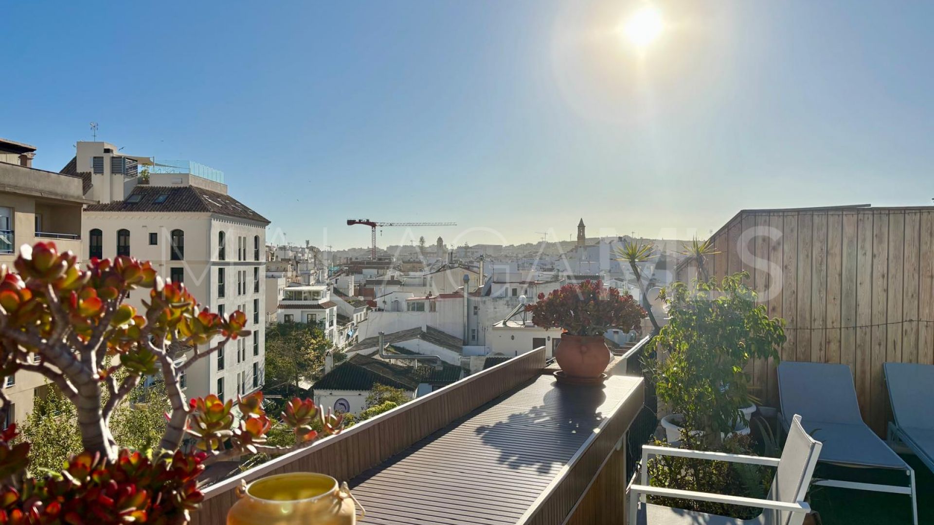 Zweistöckiges penthouse for sale in Estepona Centre