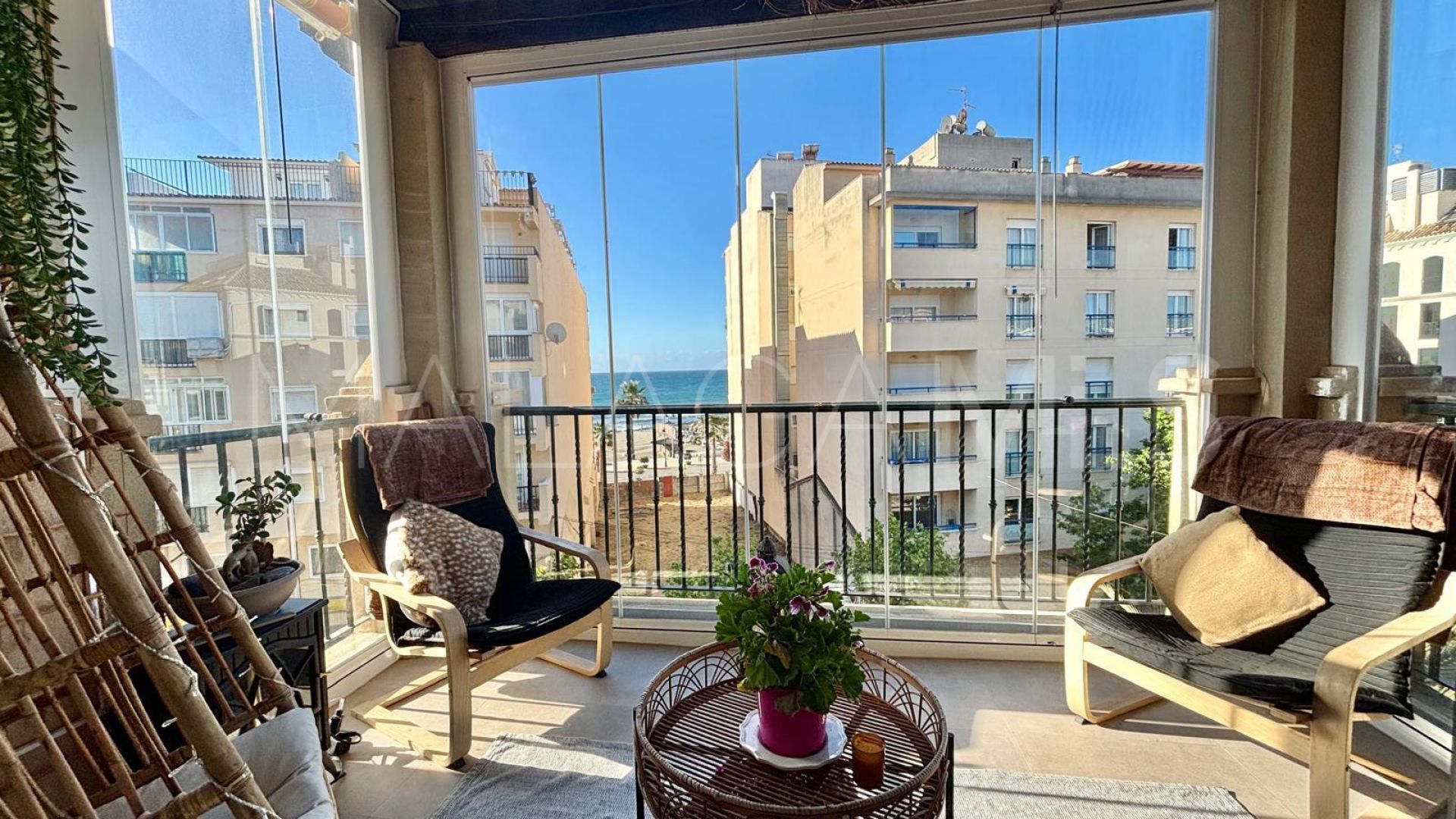 Zweistöckiges penthouse for sale in Estepona Centre