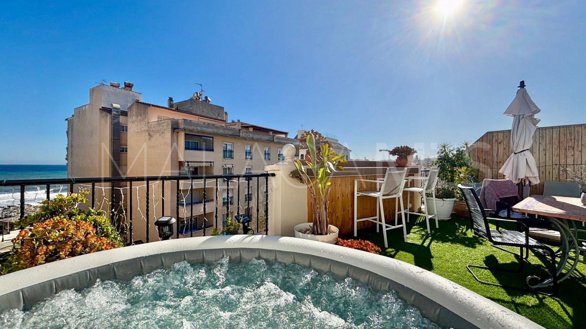 Zweistöckiges penthouse for sale in Estepona Centre