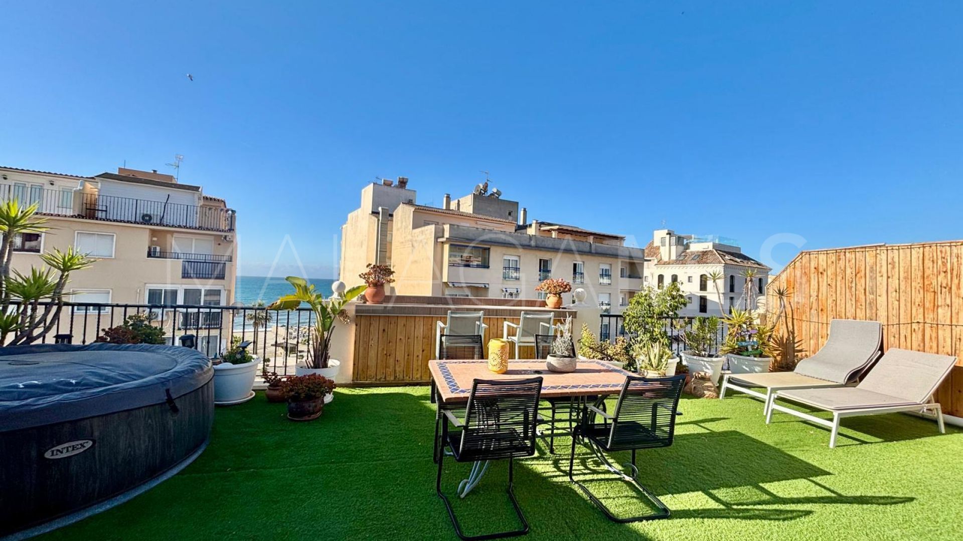 Zweistöckiges penthouse for sale in Estepona Centre