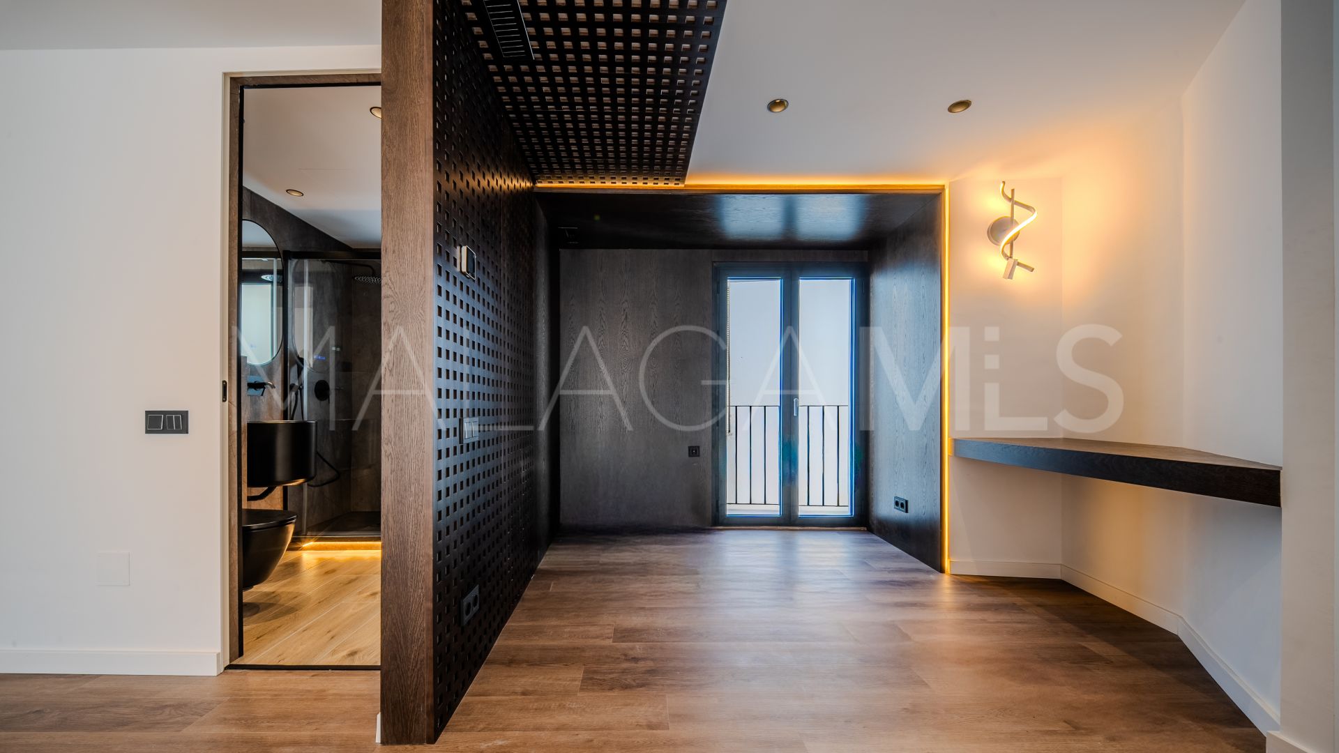 Buy adosado de 3 bedrooms in Estepona Casco Antiguo