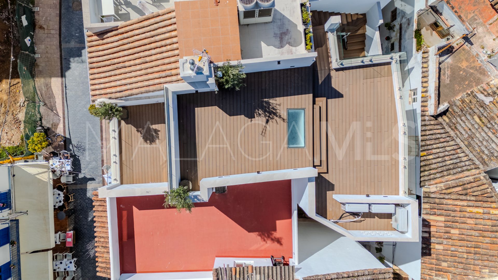 Buy adosado de 3 bedrooms in Estepona Casco Antiguo