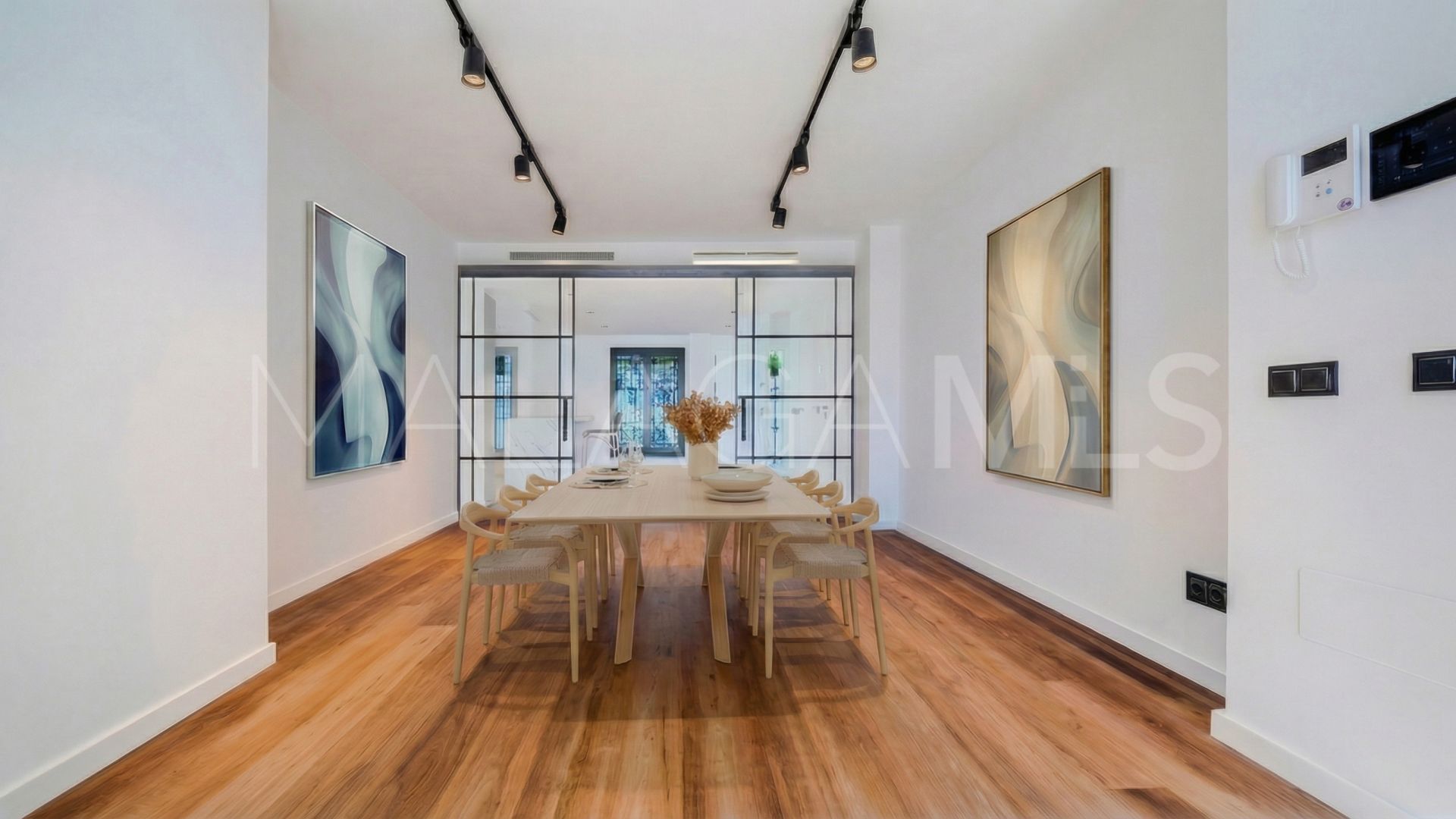 Buy adosado de 3 bedrooms in Estepona Casco Antiguo