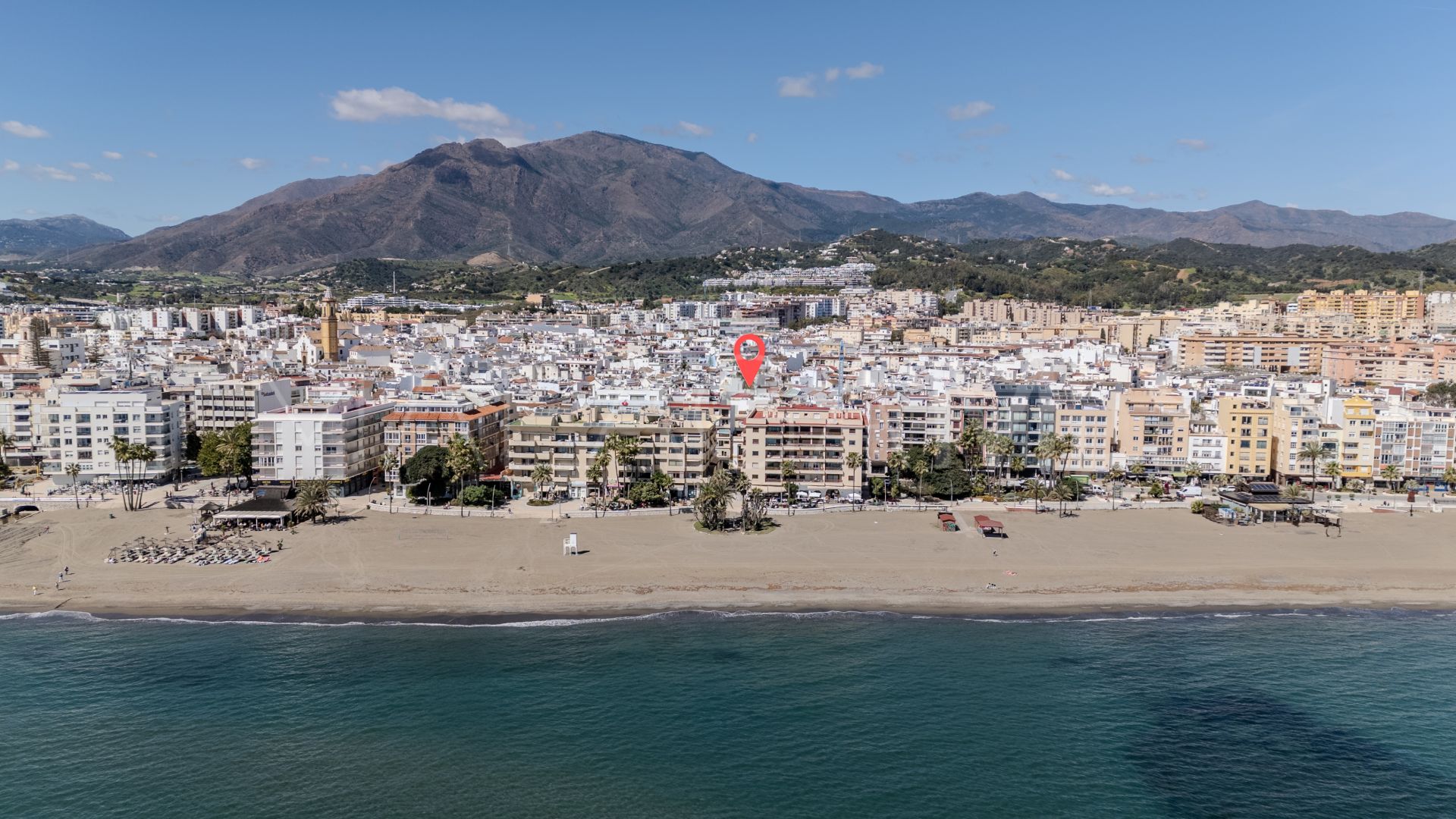 Buy adosado de 3 bedrooms in Estepona Casco Antiguo