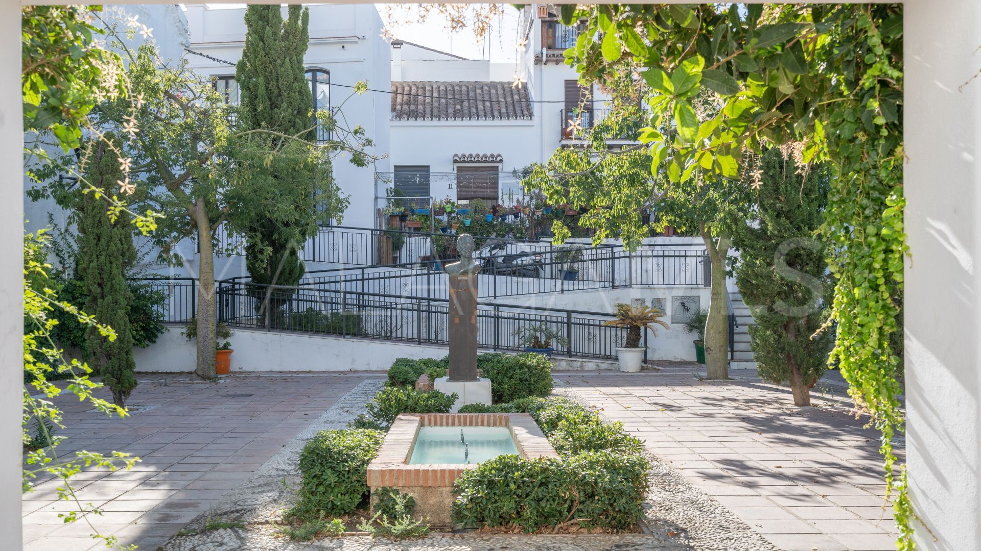 Town house in Estepona Old Town for sale