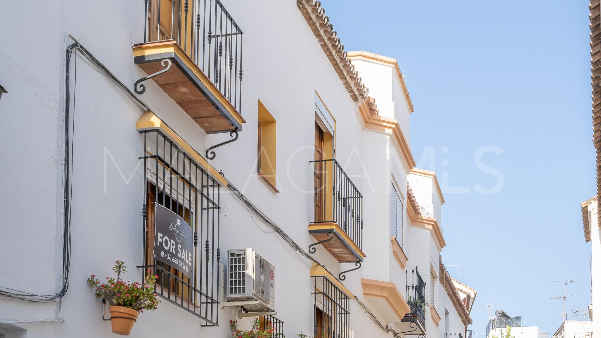 Town house in Estepona Old Town for sale