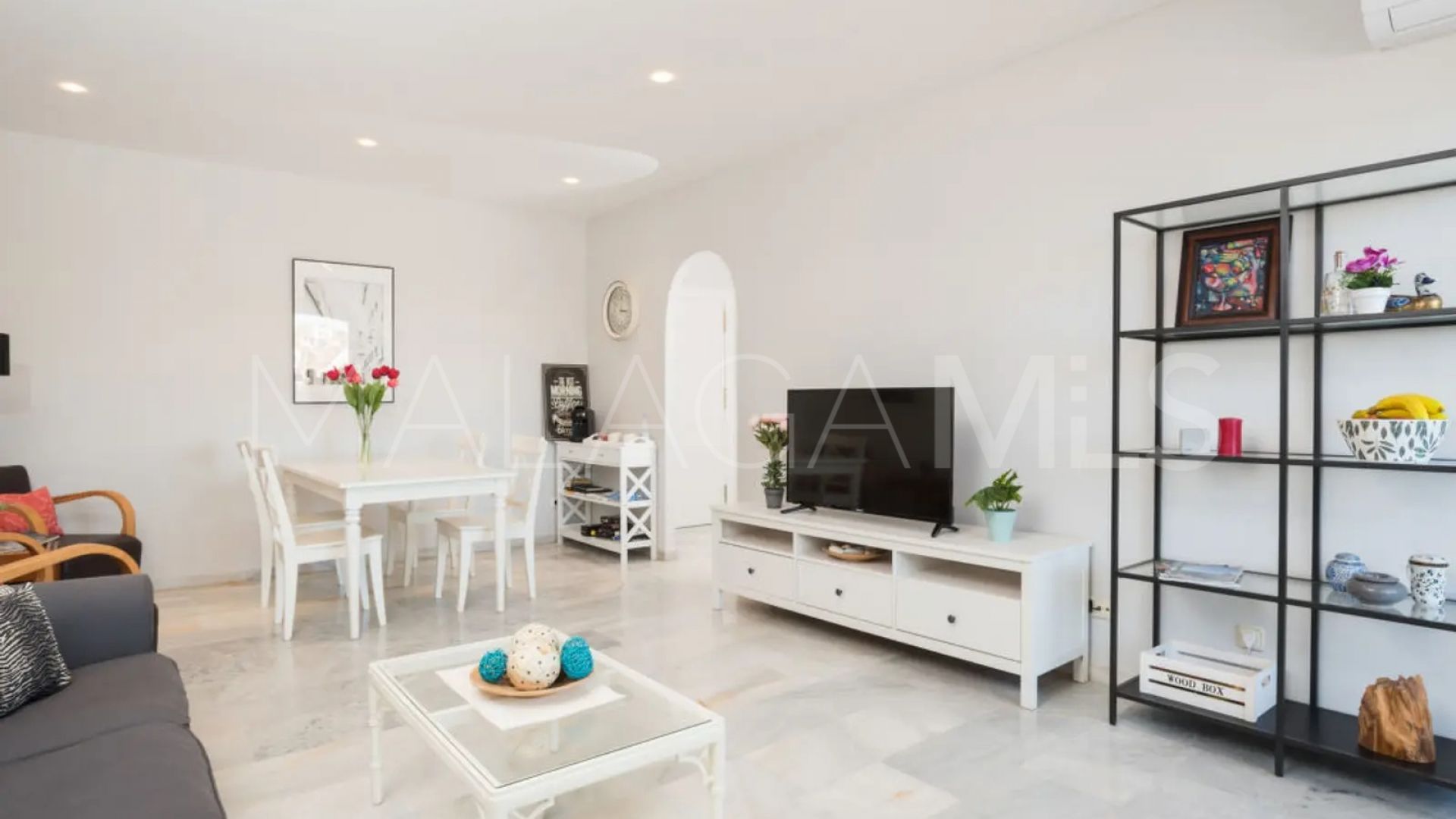Lägenhet for sale in Bahía de Estepona