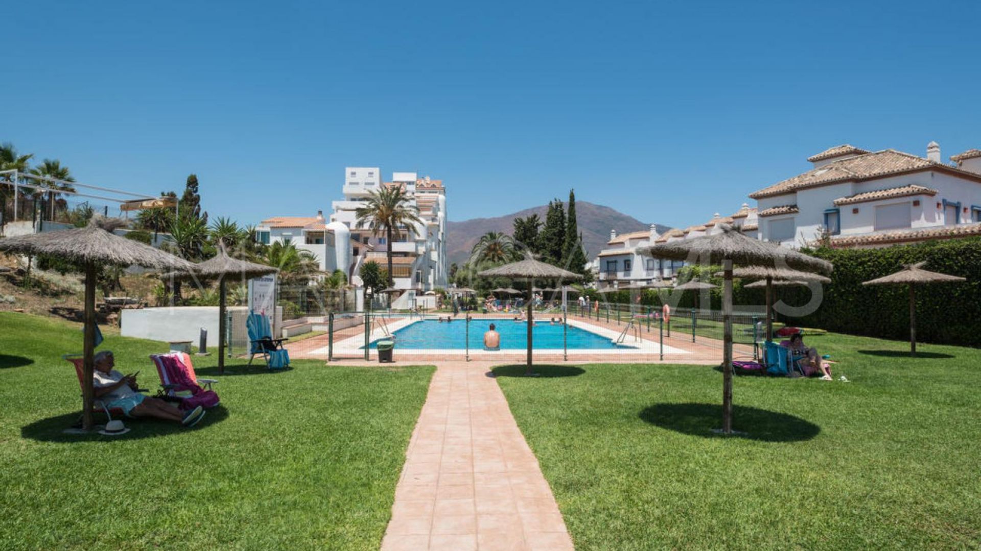 Lägenhet for sale in Bahía de Estepona