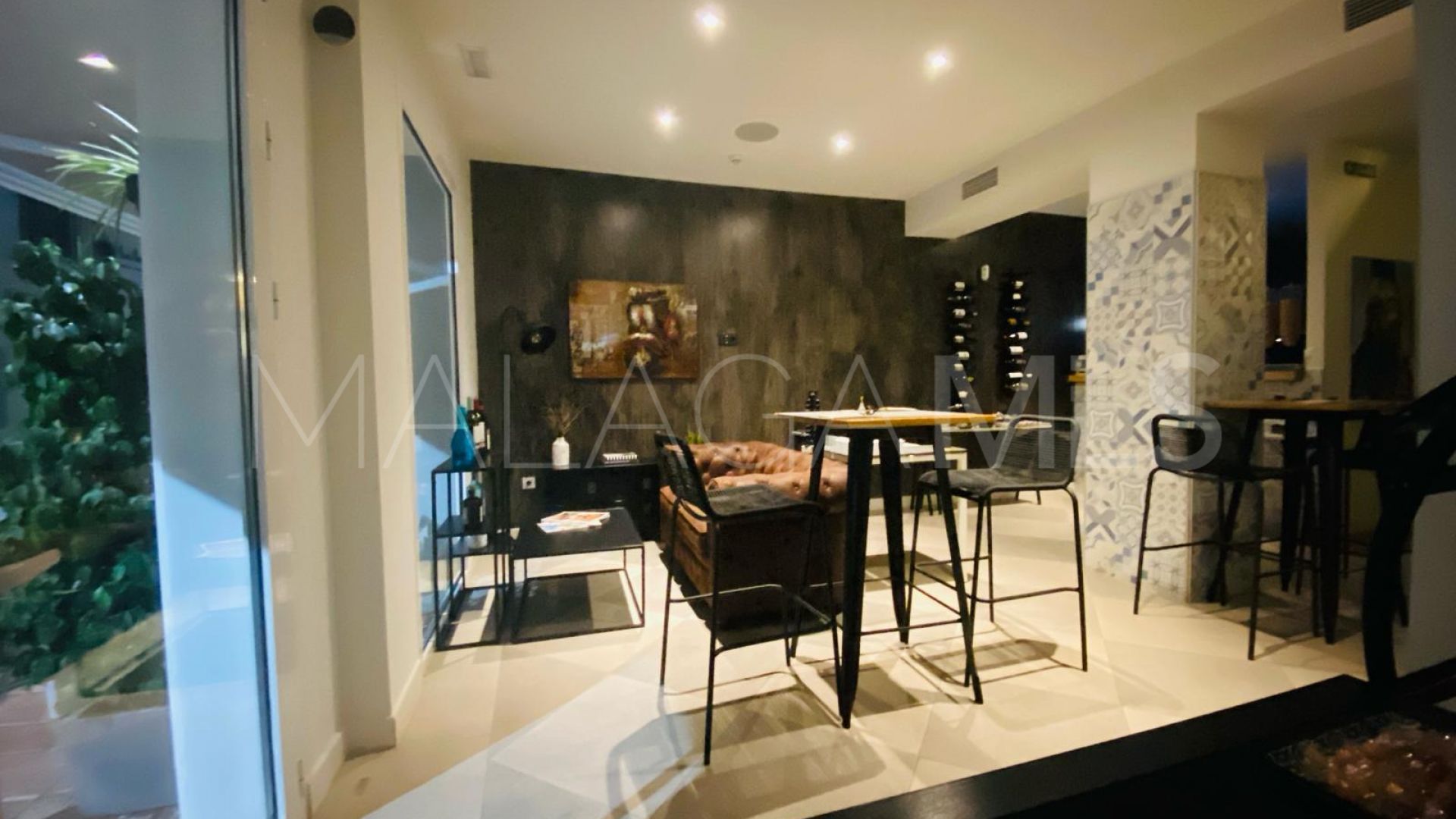 For sale hotel in Estepona Old Town