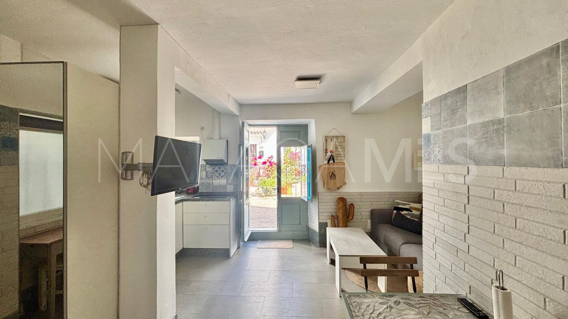 1 bedroom studio for sale in Estepona Old Town