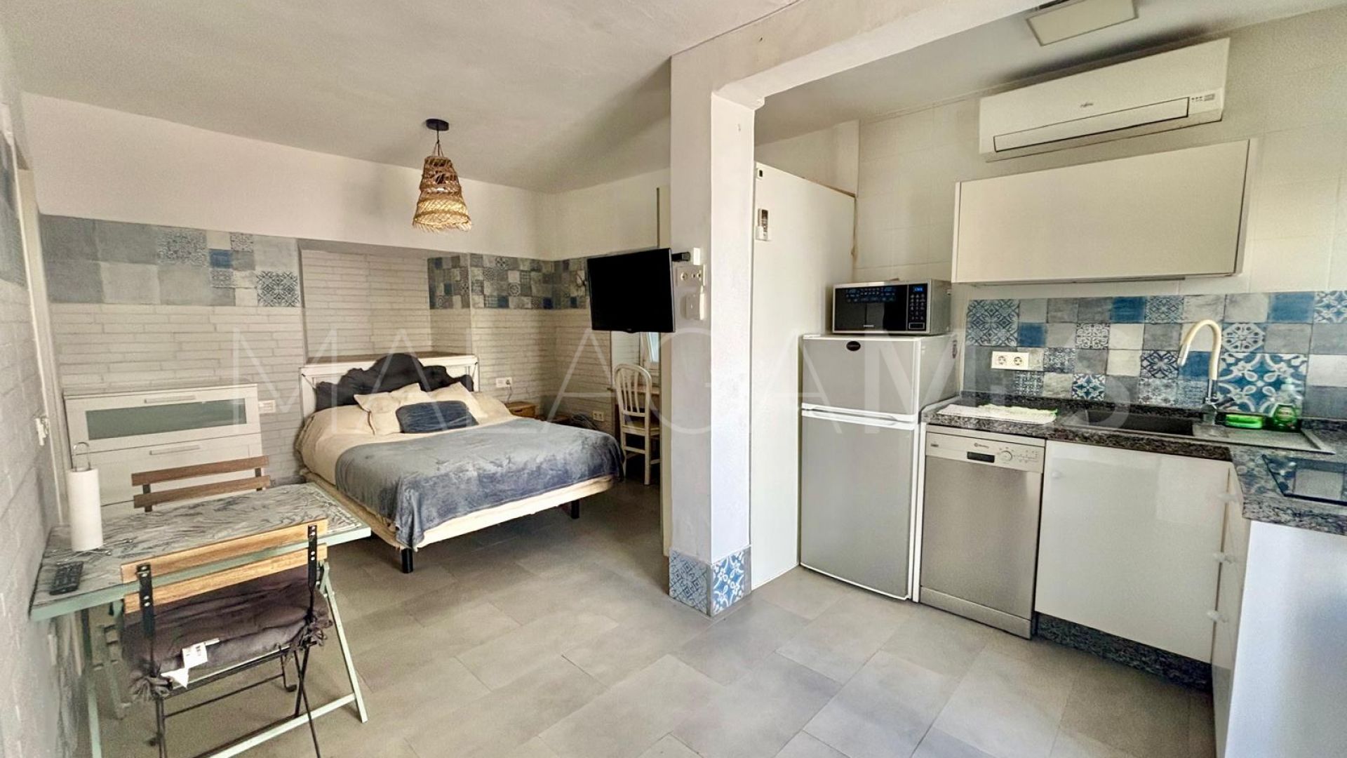 1 bedroom studio for sale in Estepona Old Town