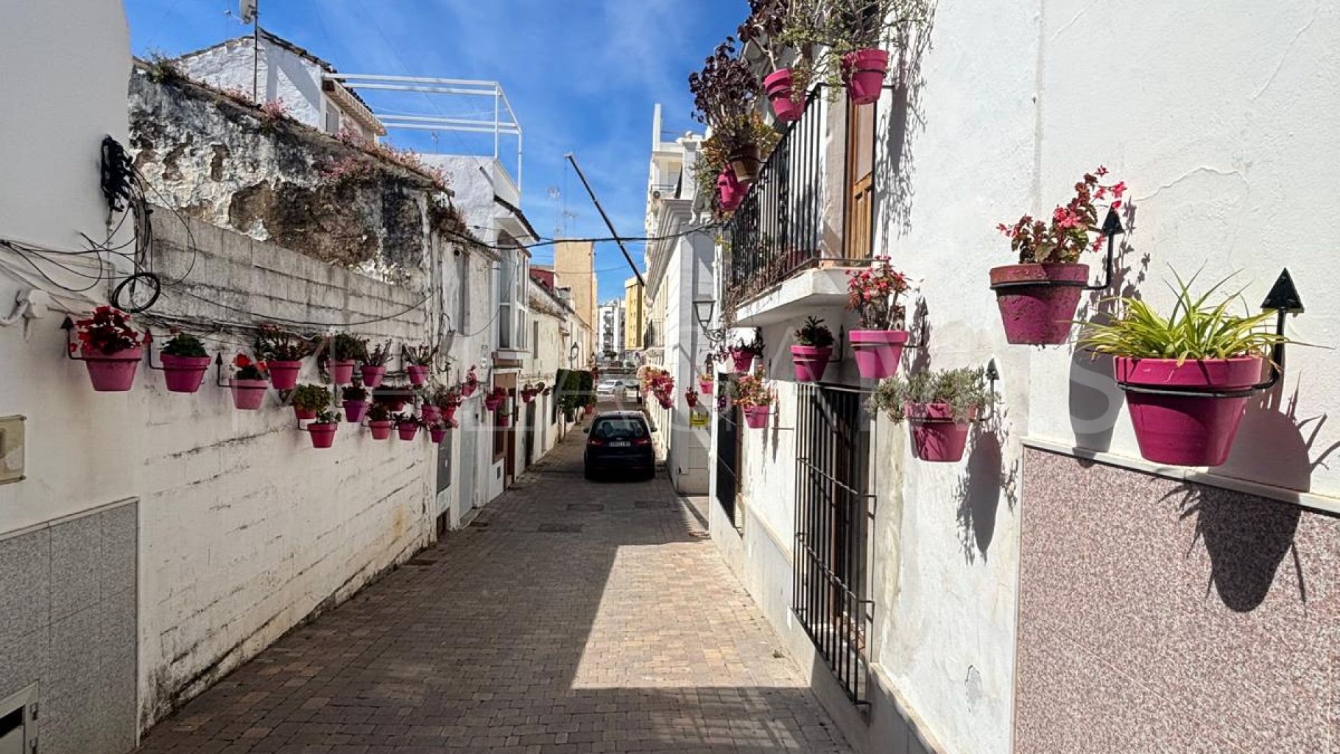 Radhus for sale in Estepona Old Town