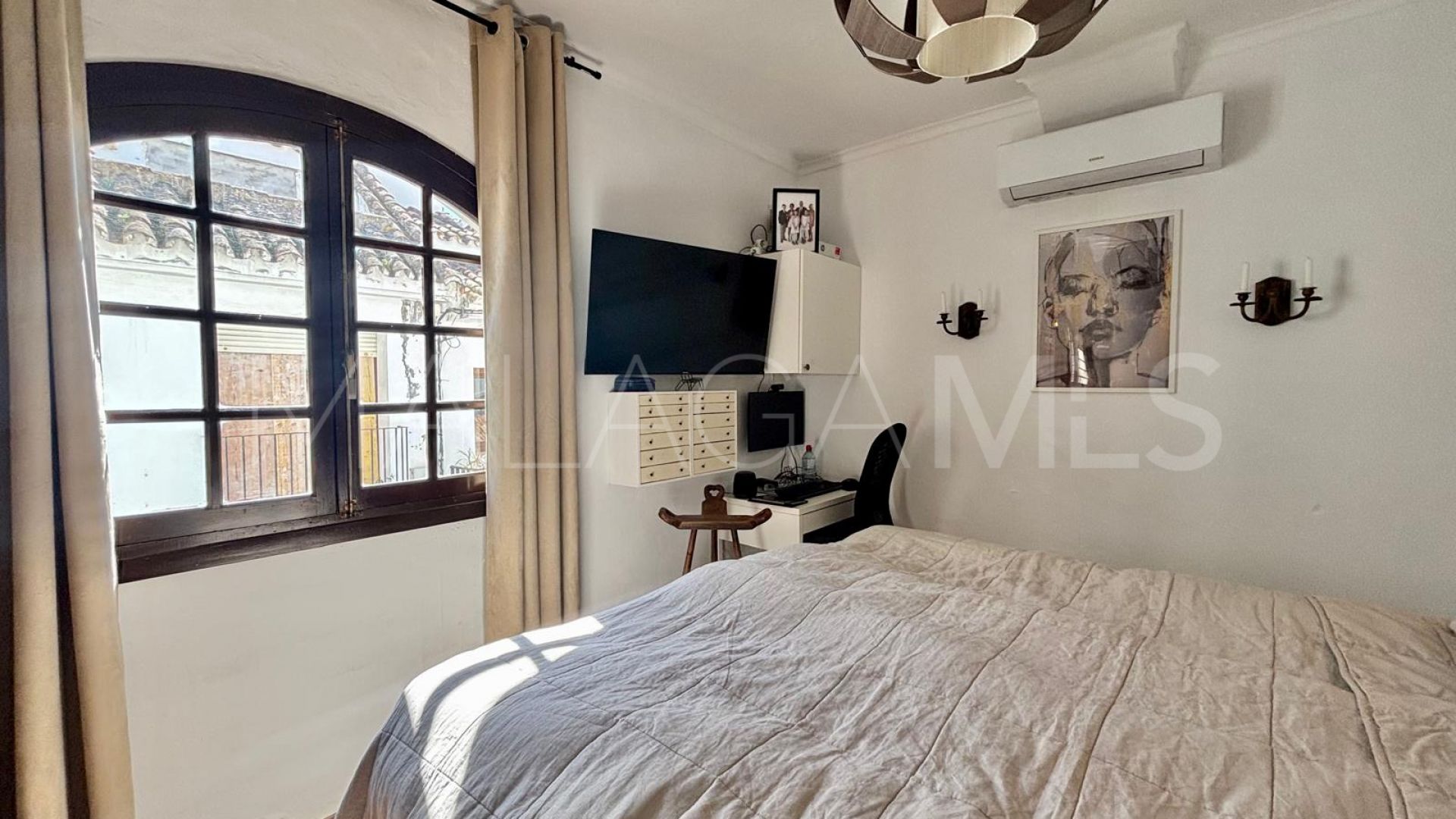 Town house for sale in Estepona Old Town with 2 bedrooms