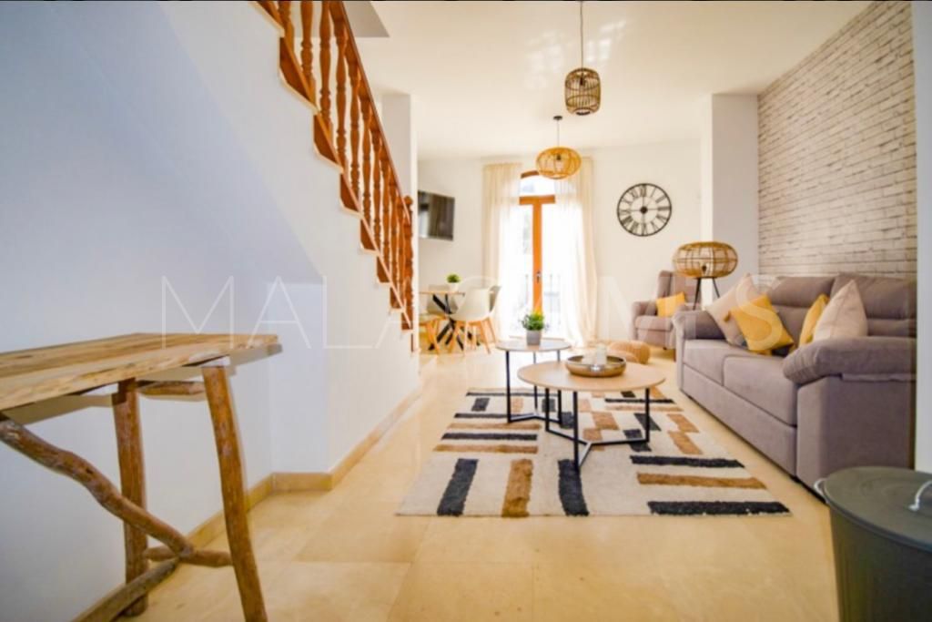 Tvåvånings takvåning for sale in Estepona Centre