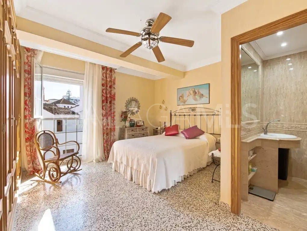 For sale apartment in Estepona Old Town
