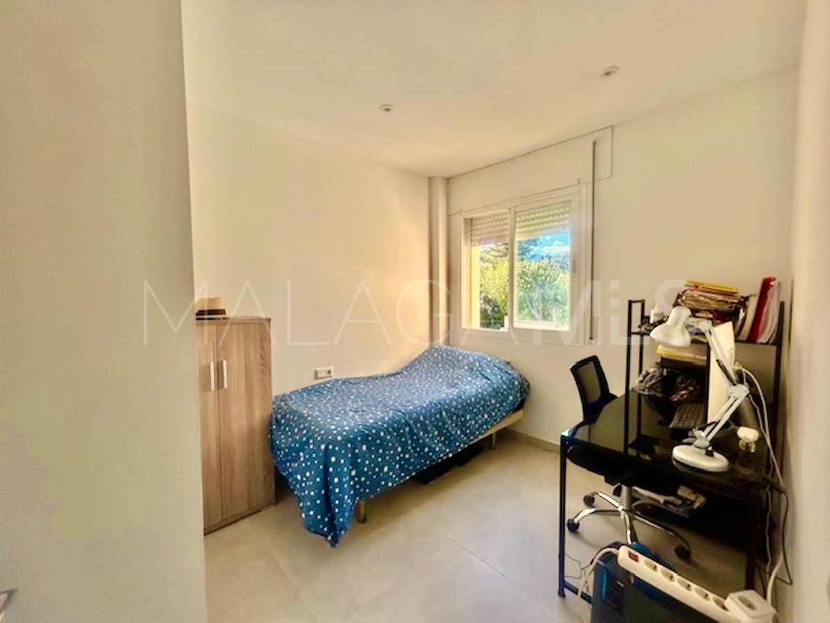 Adosado with 3 bedrooms for sale in New Golden Mile
