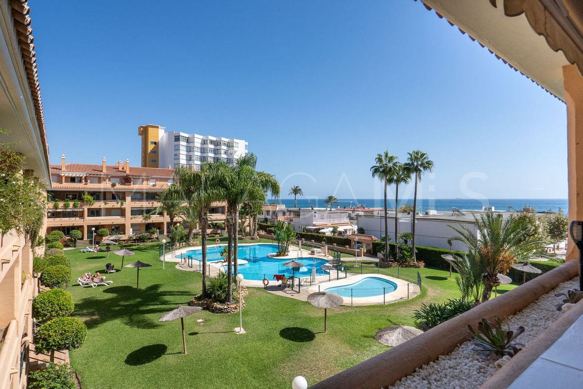 Buy apartment in Cala de Mijas