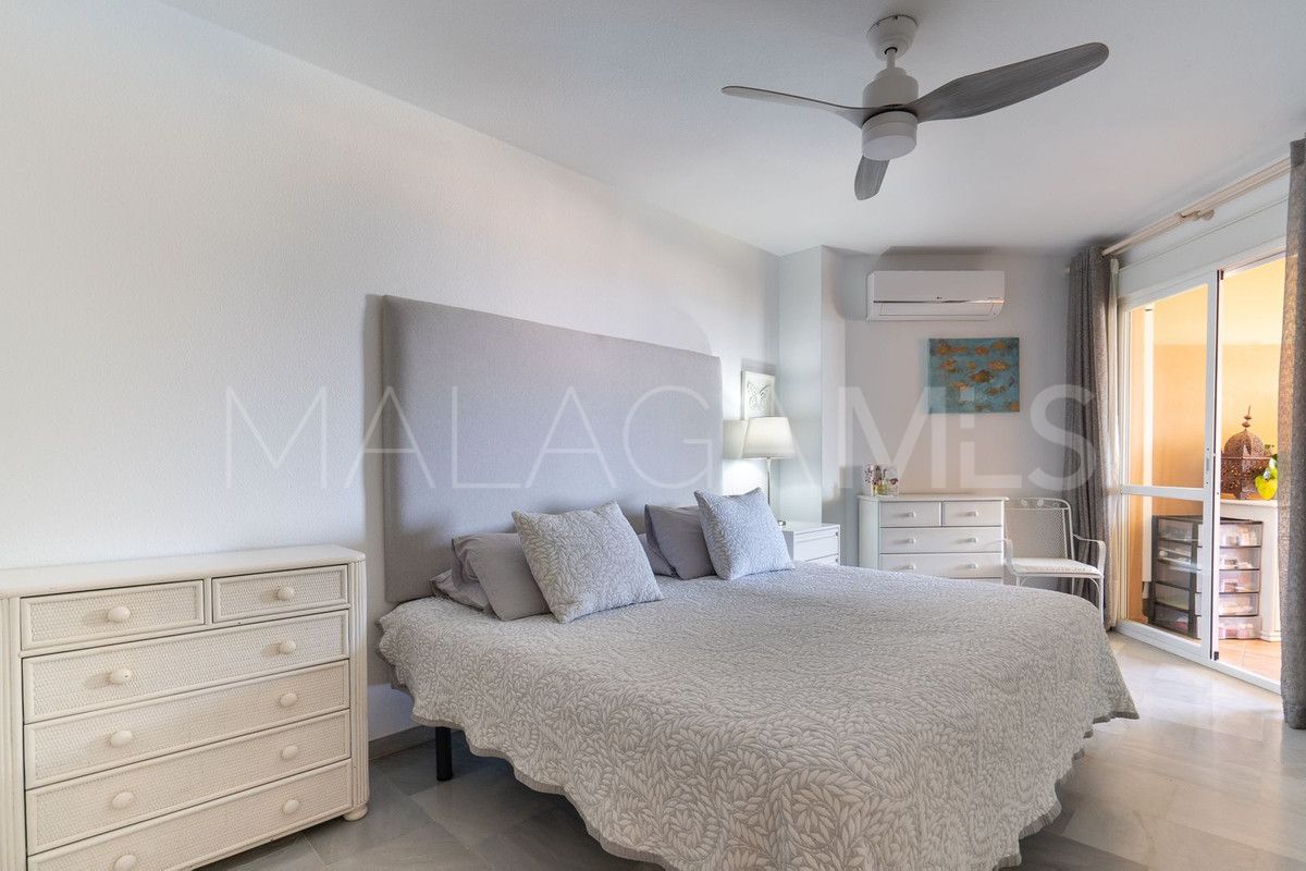 Buy apartment in Cala de Mijas