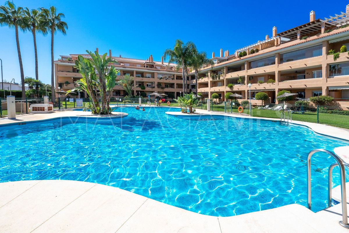 Buy apartment in Cala de Mijas