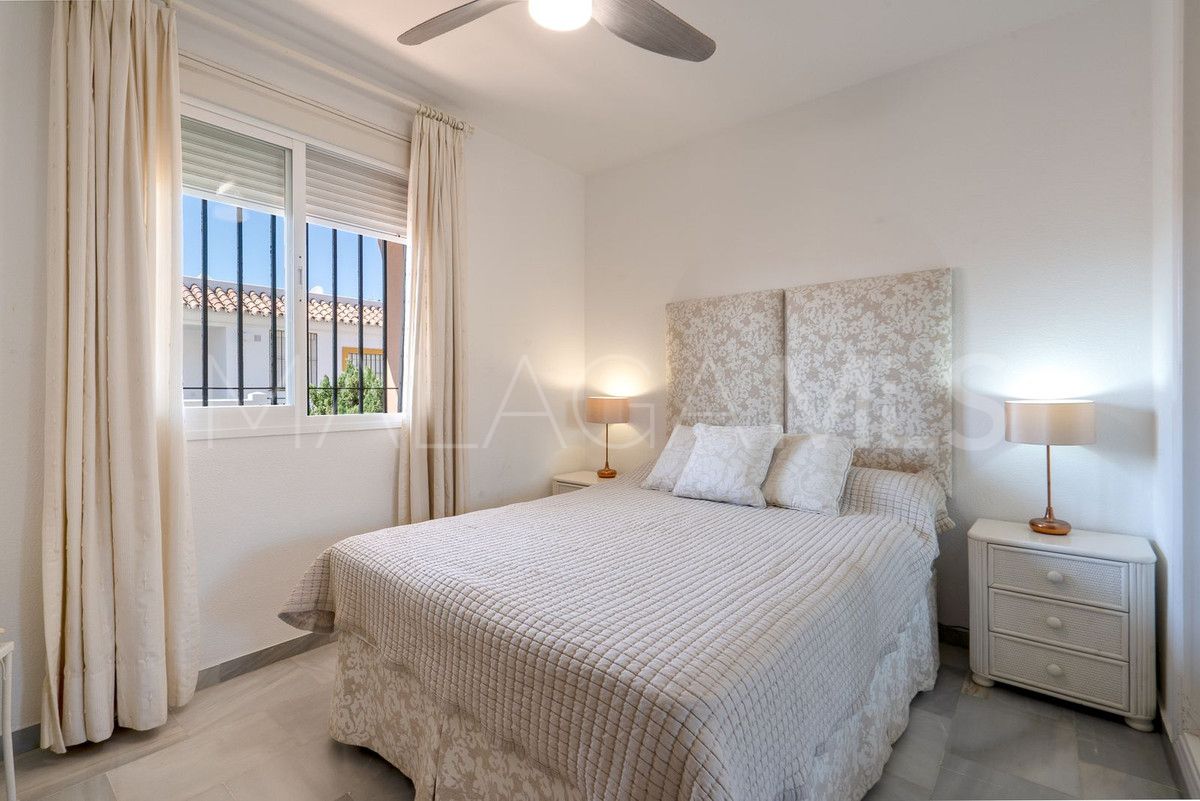 Buy apartment in Cala de Mijas