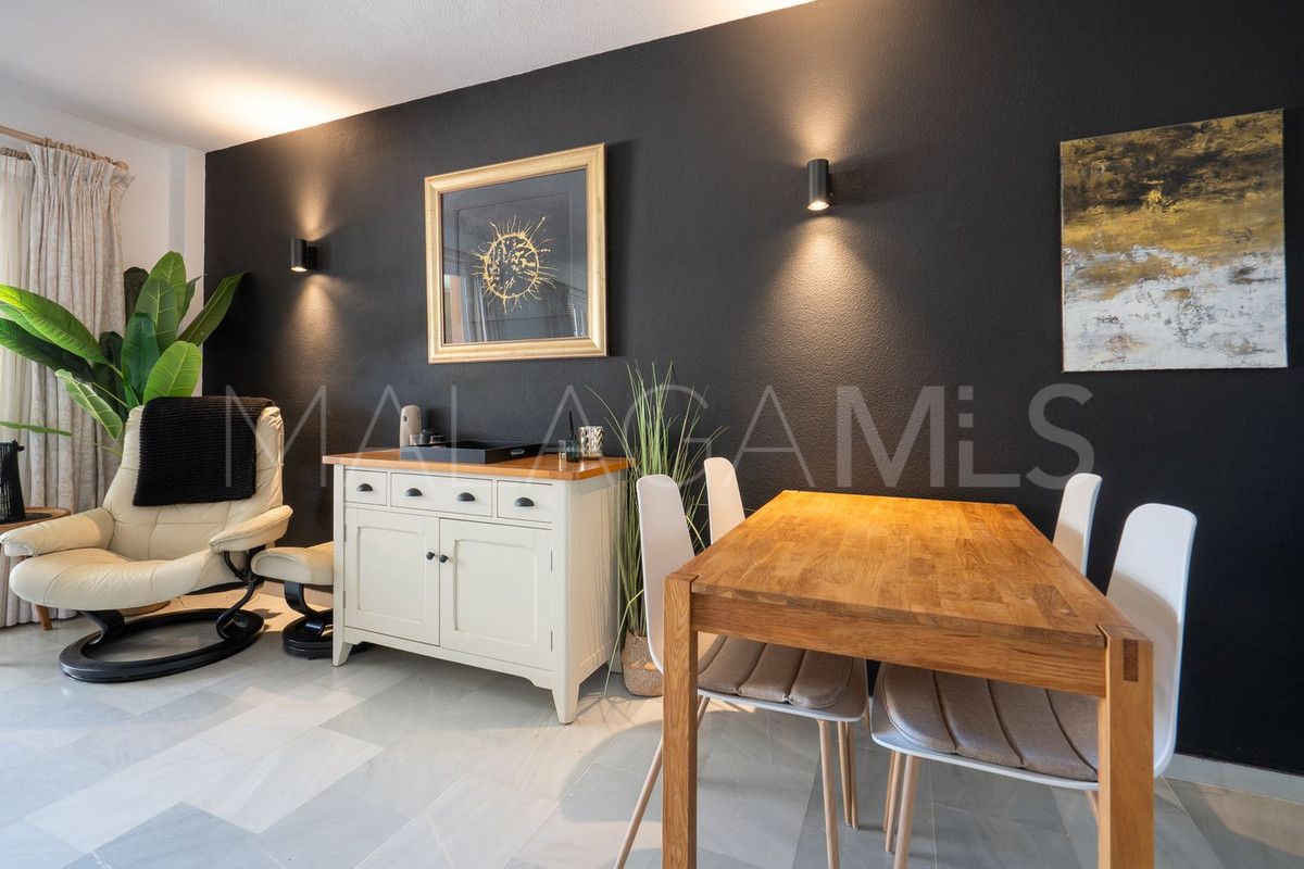 Buy apartment in Cala de Mijas