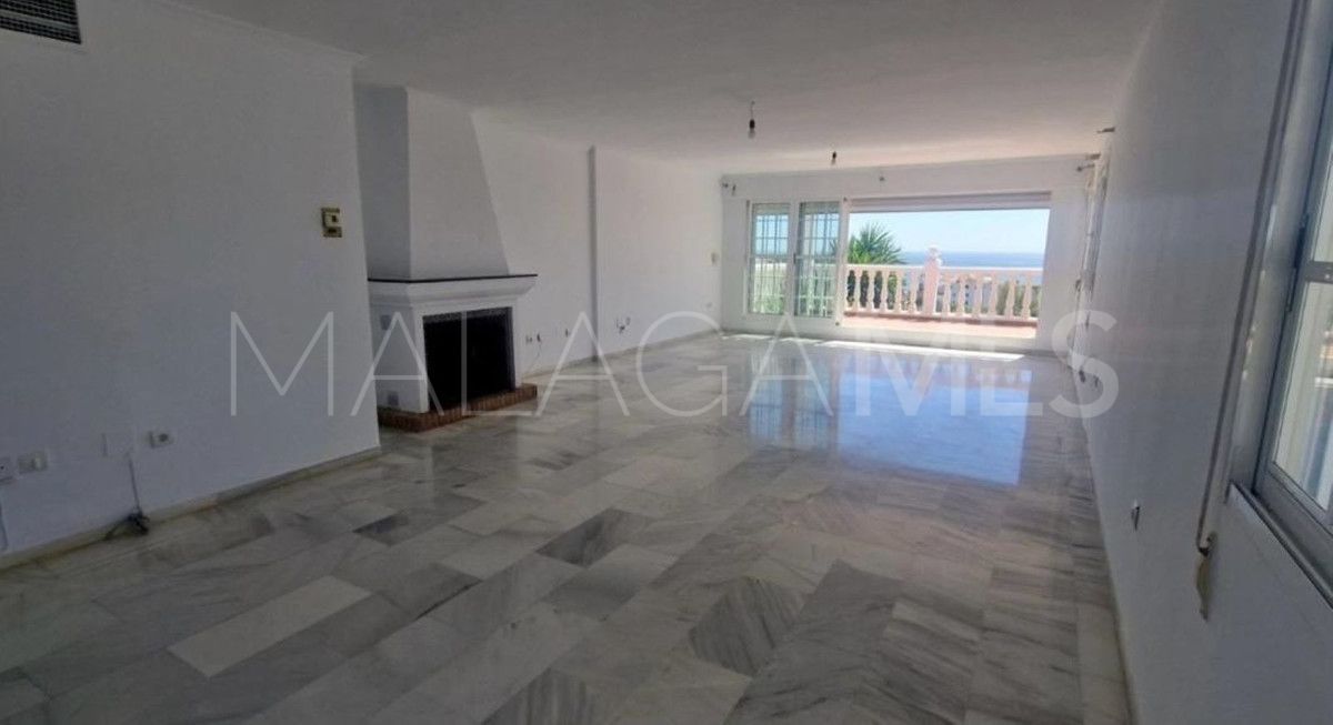 Villa for sale in La Duquesa