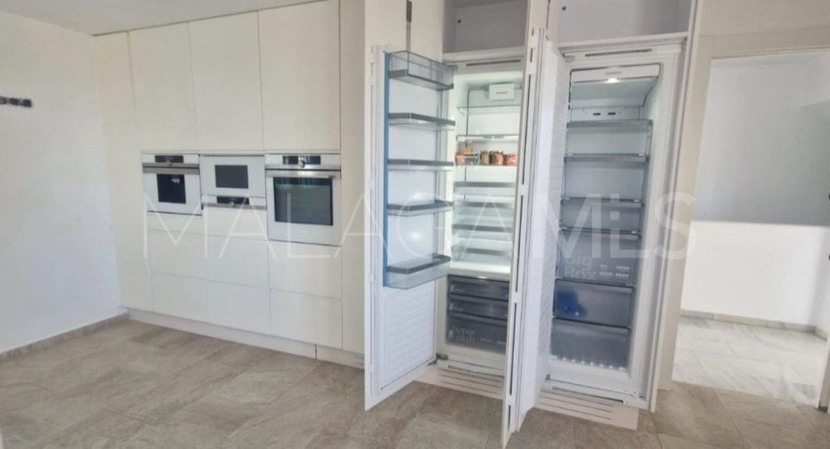 Villa for sale in La Duquesa
