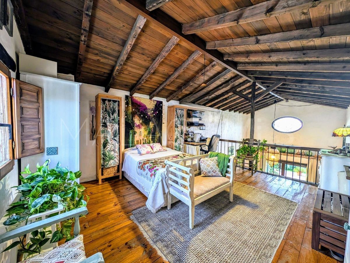 Villa for sale in Selwo